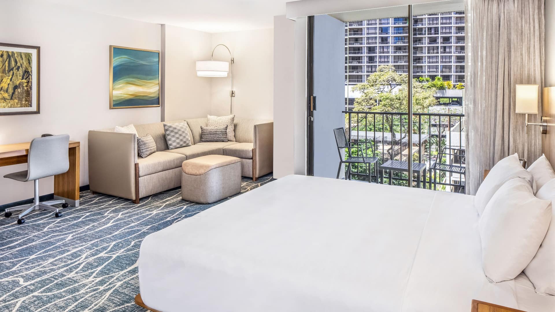 Hyatt Place Waikiki Beach Accessible City View King Bed
