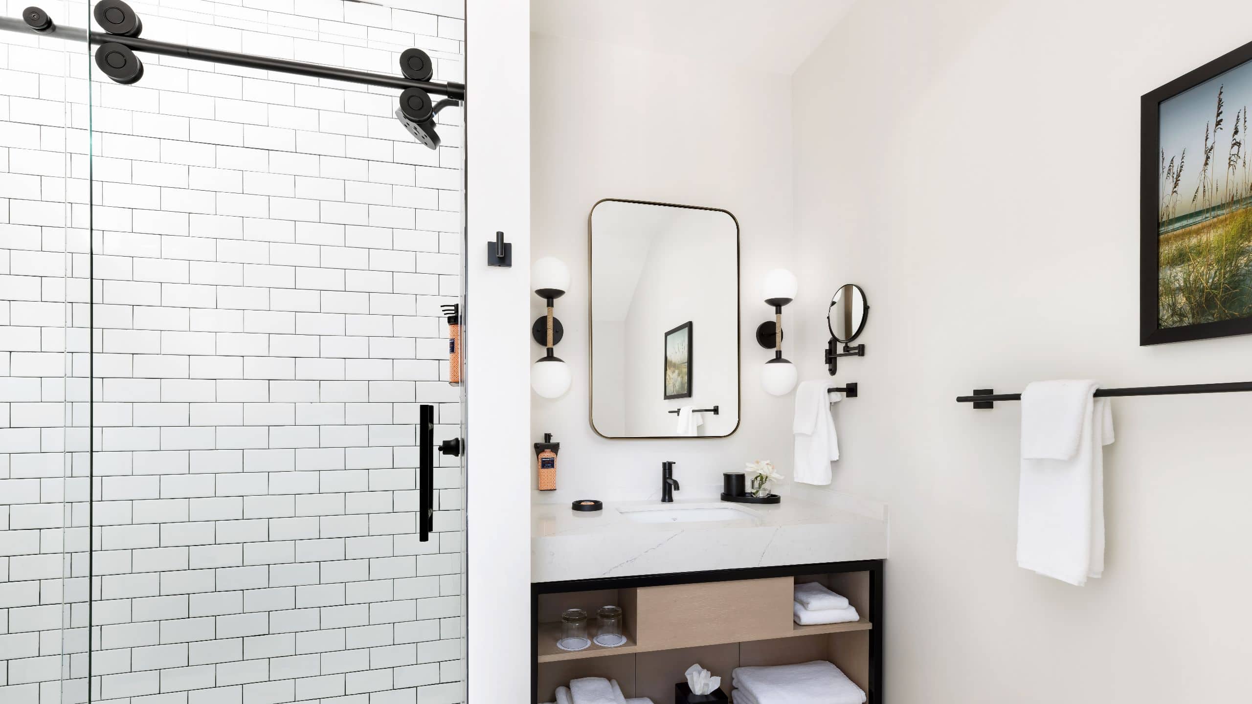 2 of 3 The Pell Bathroom