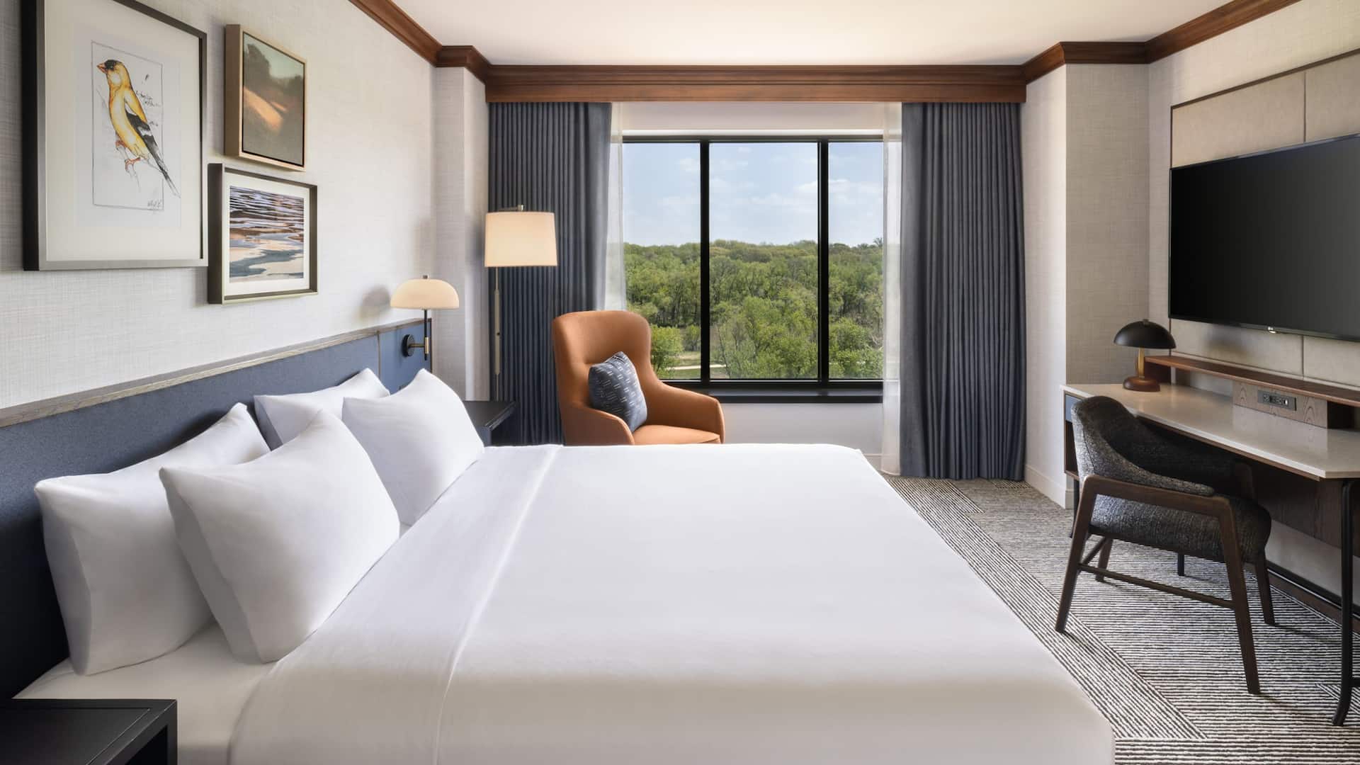 Hyatt Regency Coralville Hotel & Conference Center One Bedroom Suite Bedroom