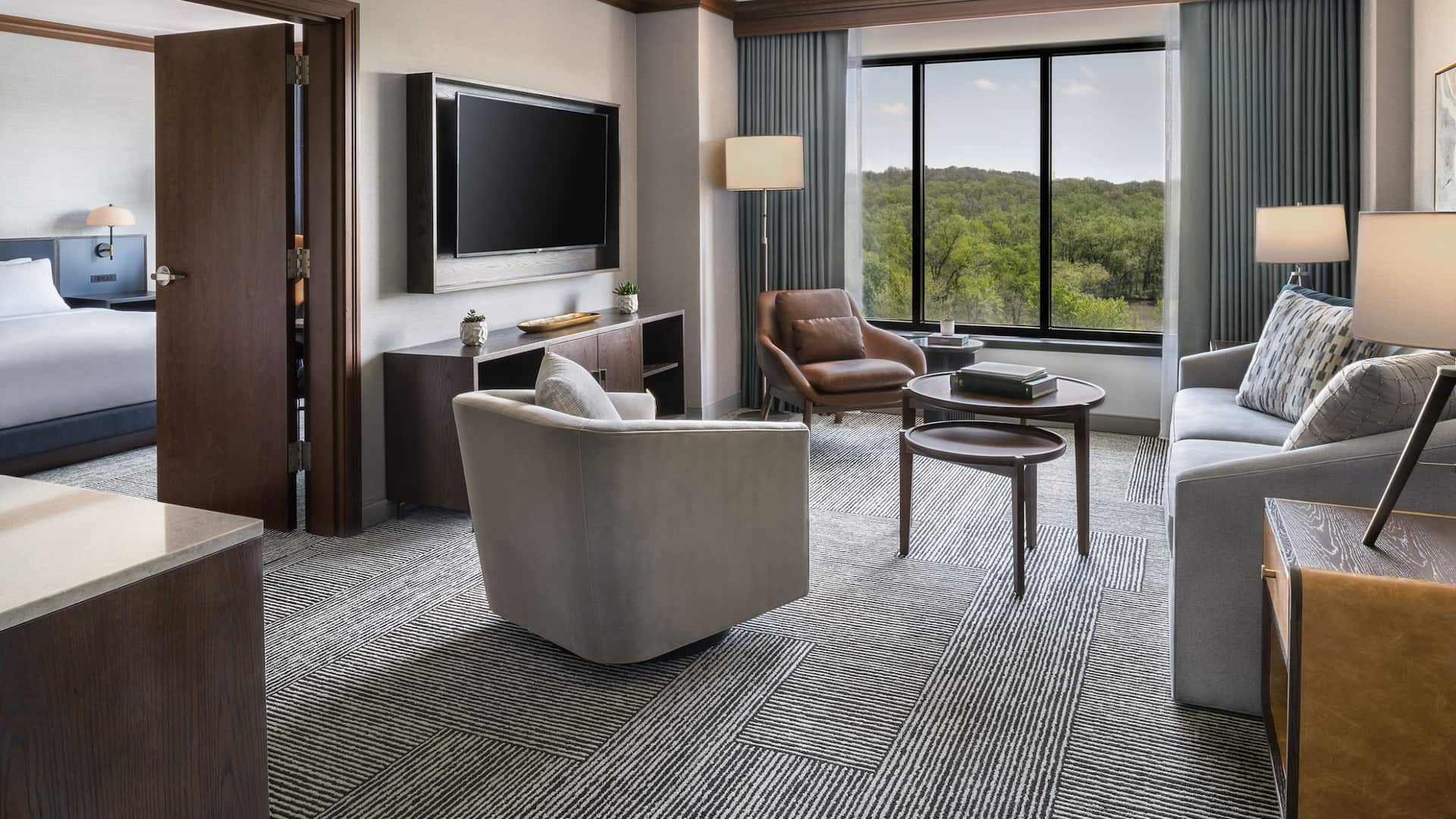 Hyatt Regency Coralville Hotel & Conference Center One Bedroom Suite Living