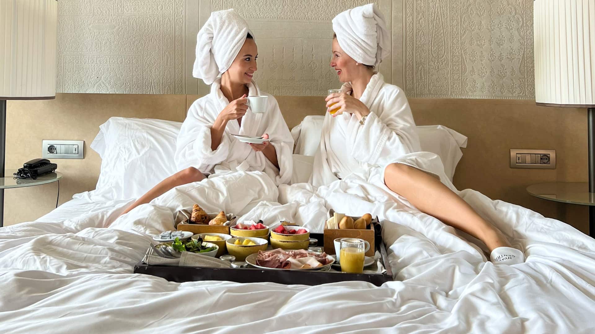 1 of 2 Hyatt Centric Murano Venice Woman Breakfast In Bed