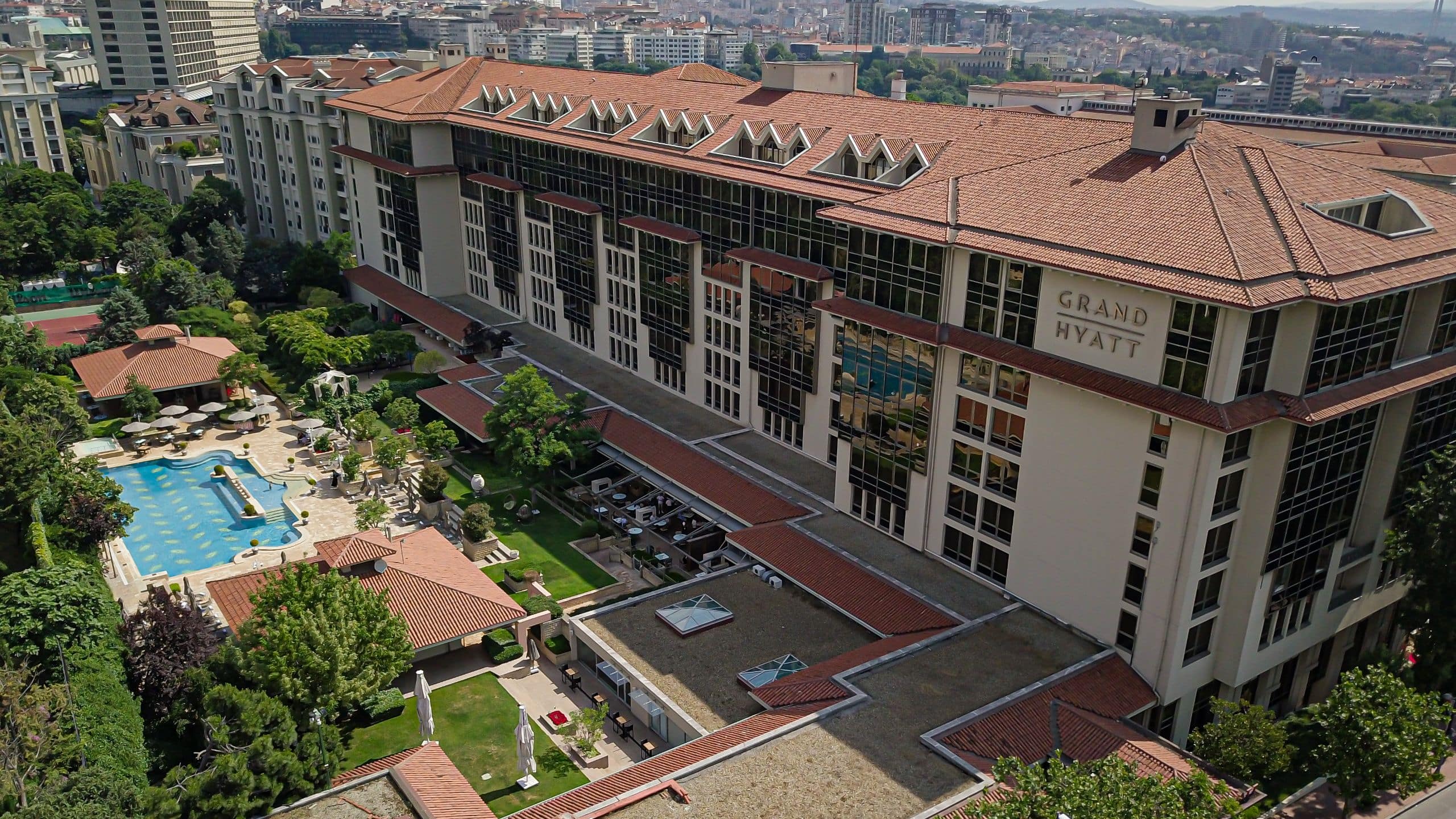 Grand Hyatt Istanbul Exterior Backyard
