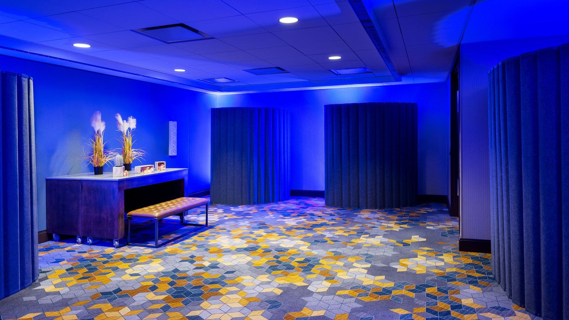 Hyatt Regency O'Hare Chicago Wellness Room Angle