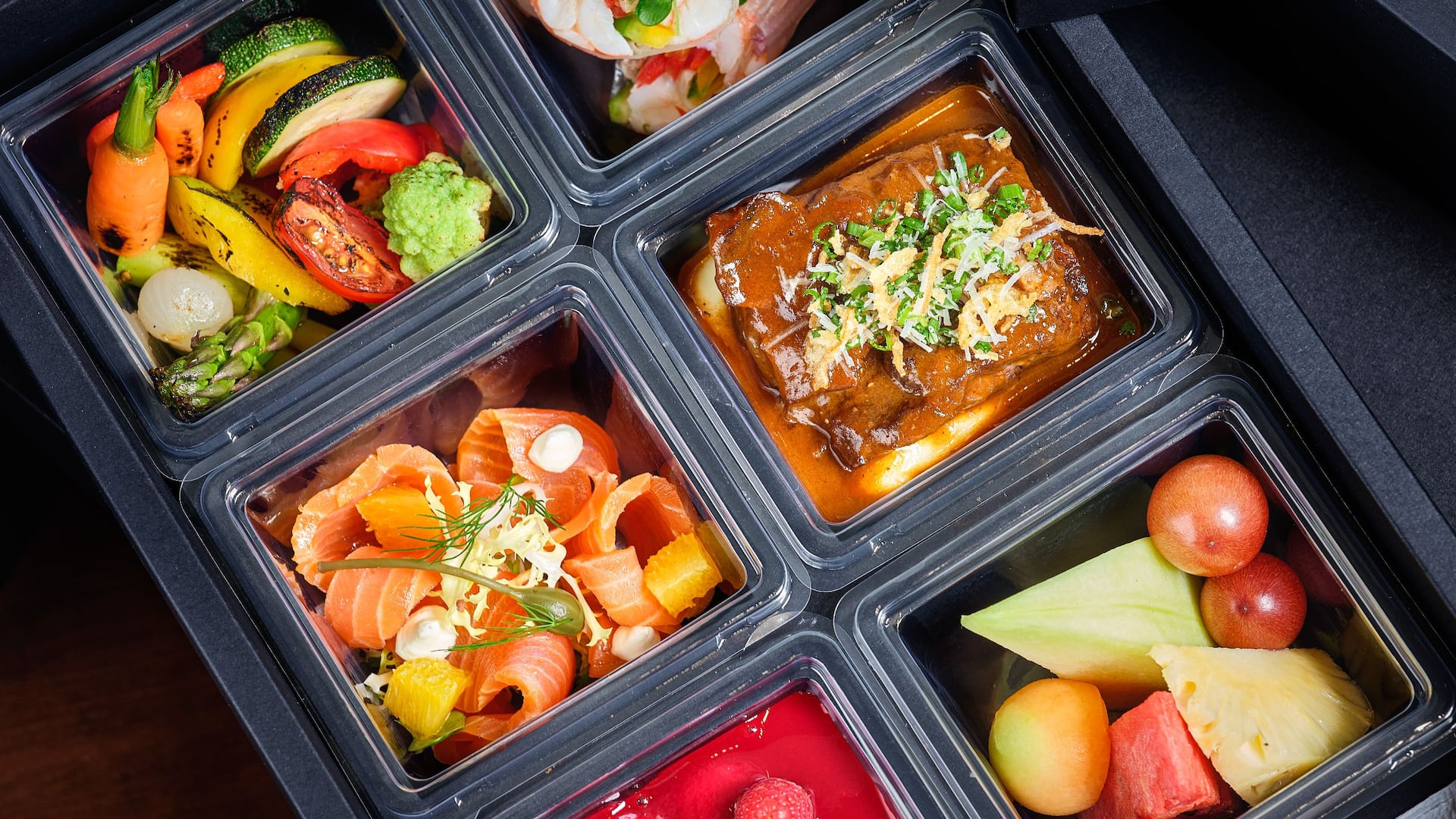 1 of 1 Global Bento Box Detail