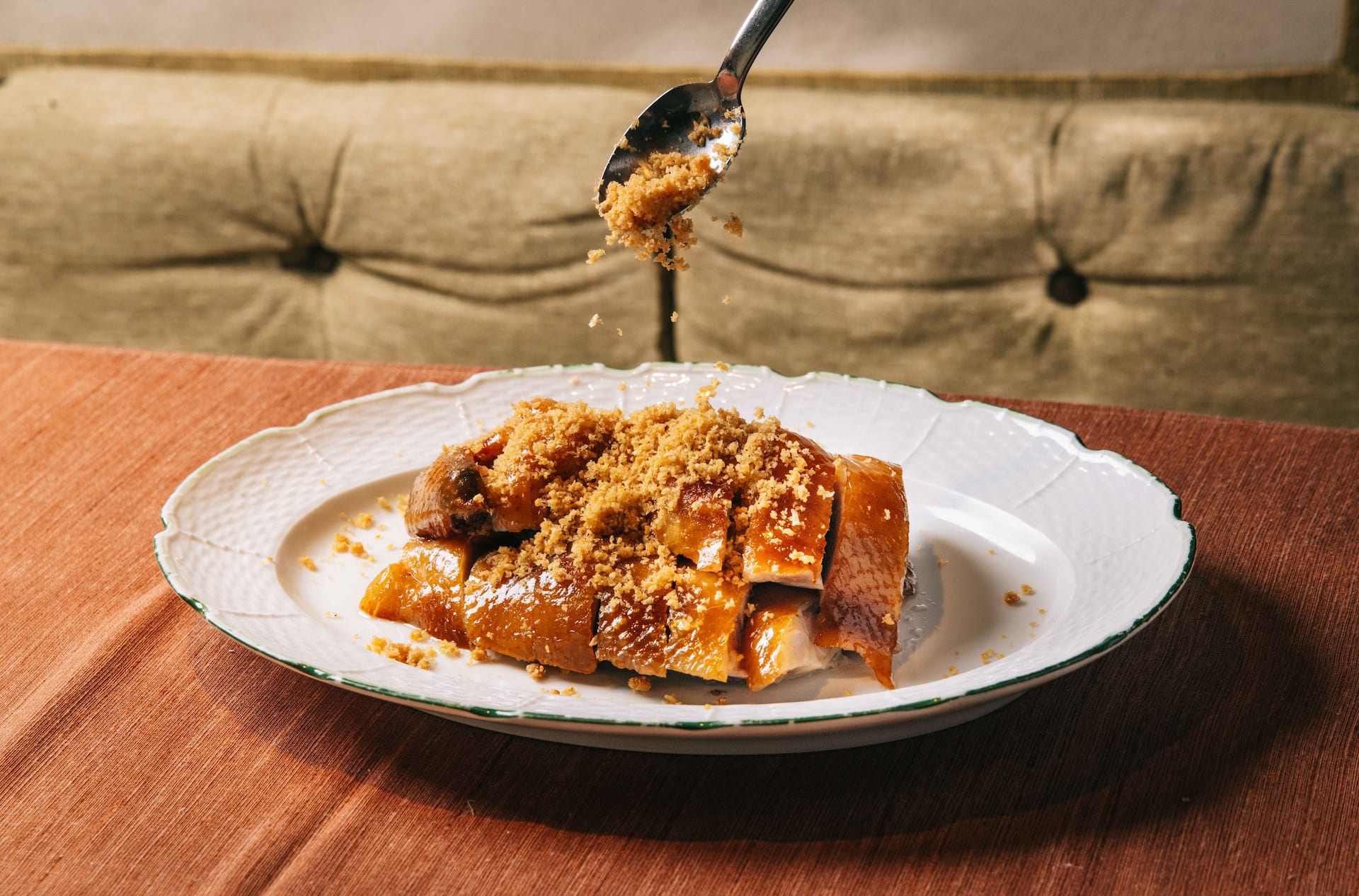 Grand Hyatt Taipei Pearl Liang Crispy Fried Chicken Garlic