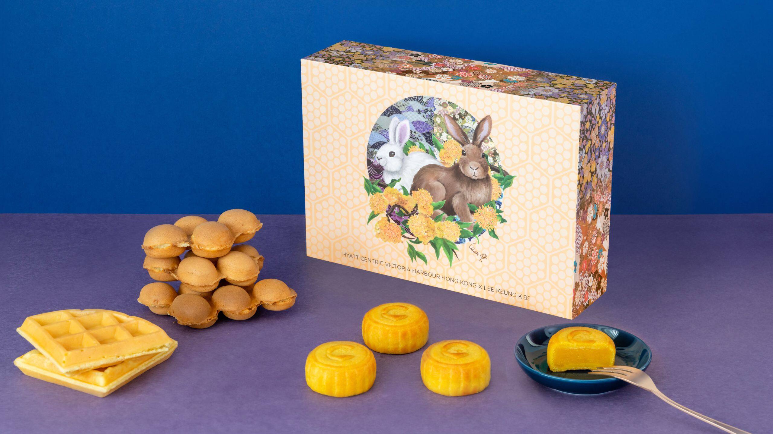 Hyatt Centric Victoria Harbour Hong Kong Mooncake Dessert Box
