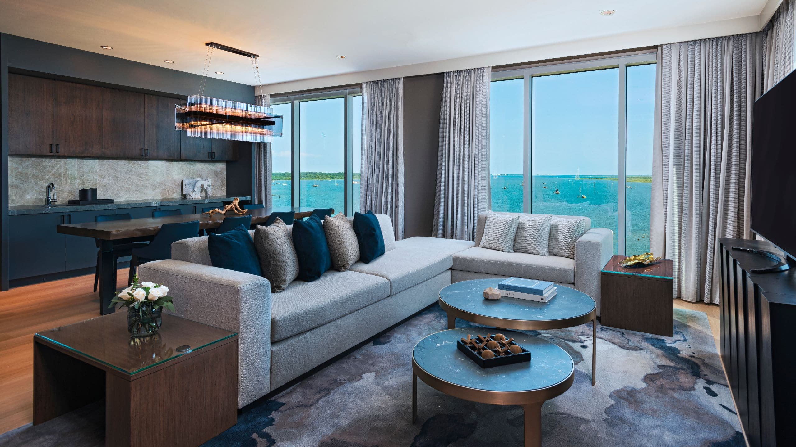 Hyatt Regency Baytown – Houston Presidential Living Room Couch