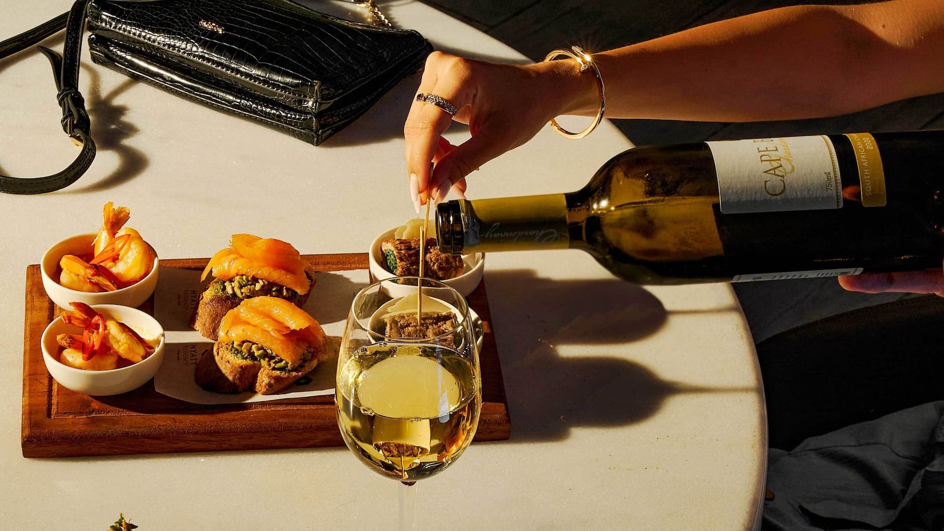 Hyatt Regency Cairo West Lounge Bar Wine