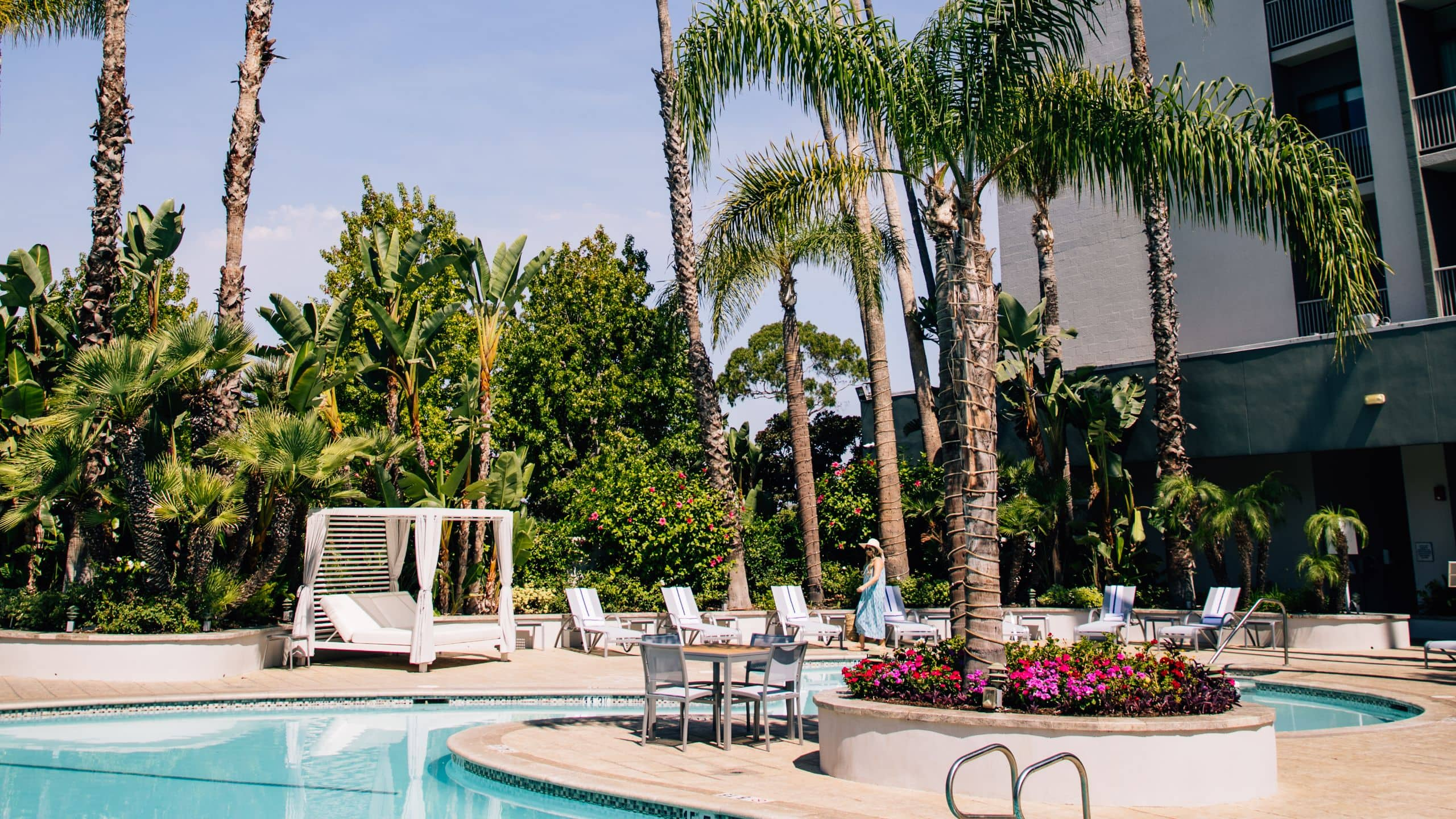 Hyatt Regency John Wayne Airport, Newport Beach Pool View