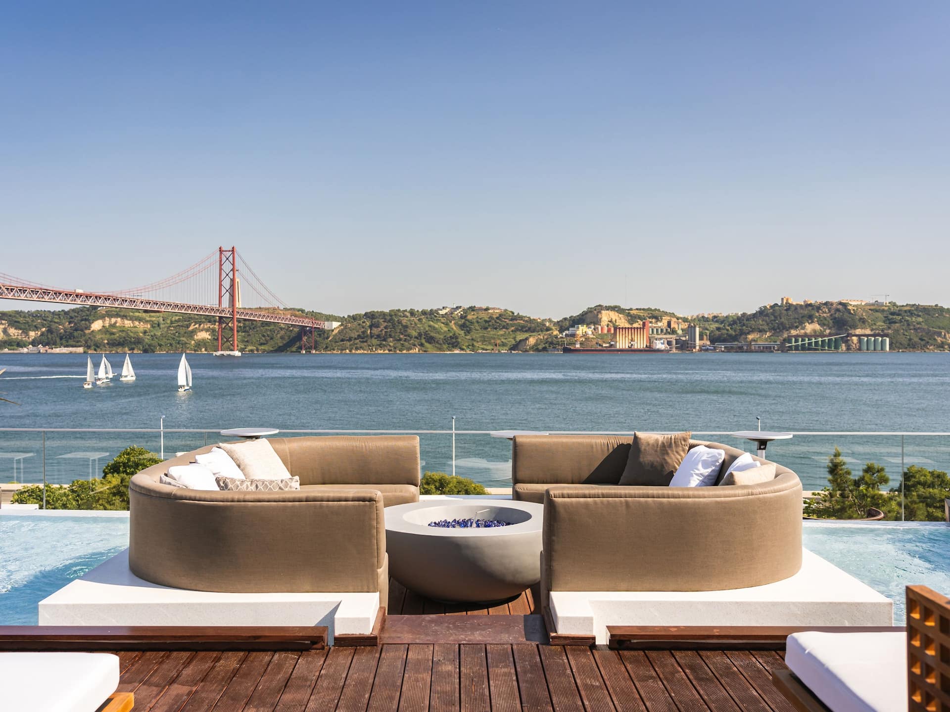 Hyatt Regency Lisbon Icon Rooftop Bar Bay View