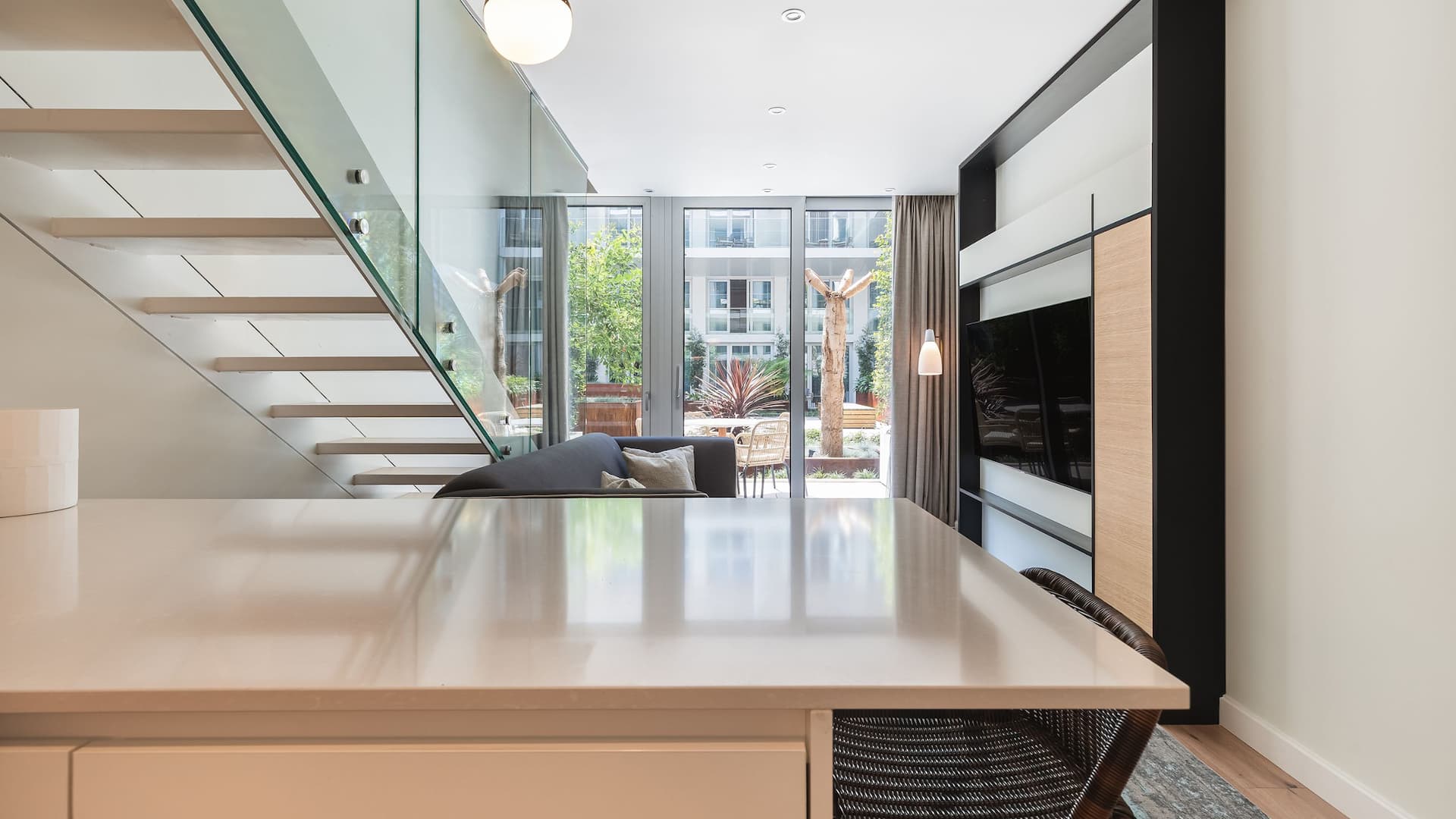 8/9 Hyatt Regency Lisbon Courtyard Two Bedroom Duplex Suite Kitchenette