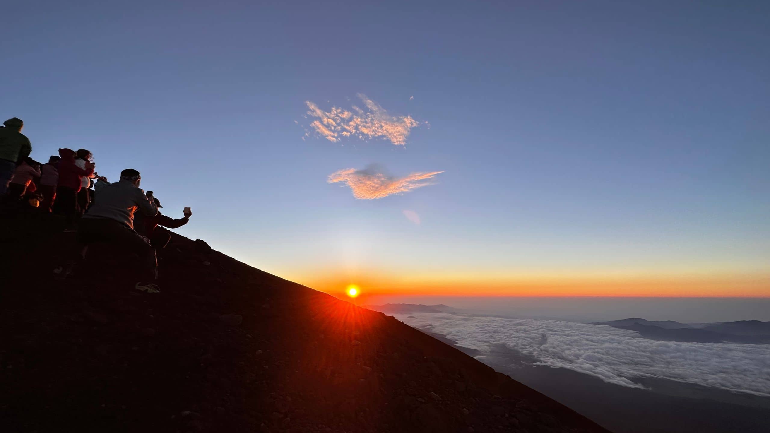 Fuji Speedway Hotel Mount Fuji Tour Sunrise With Hikers
