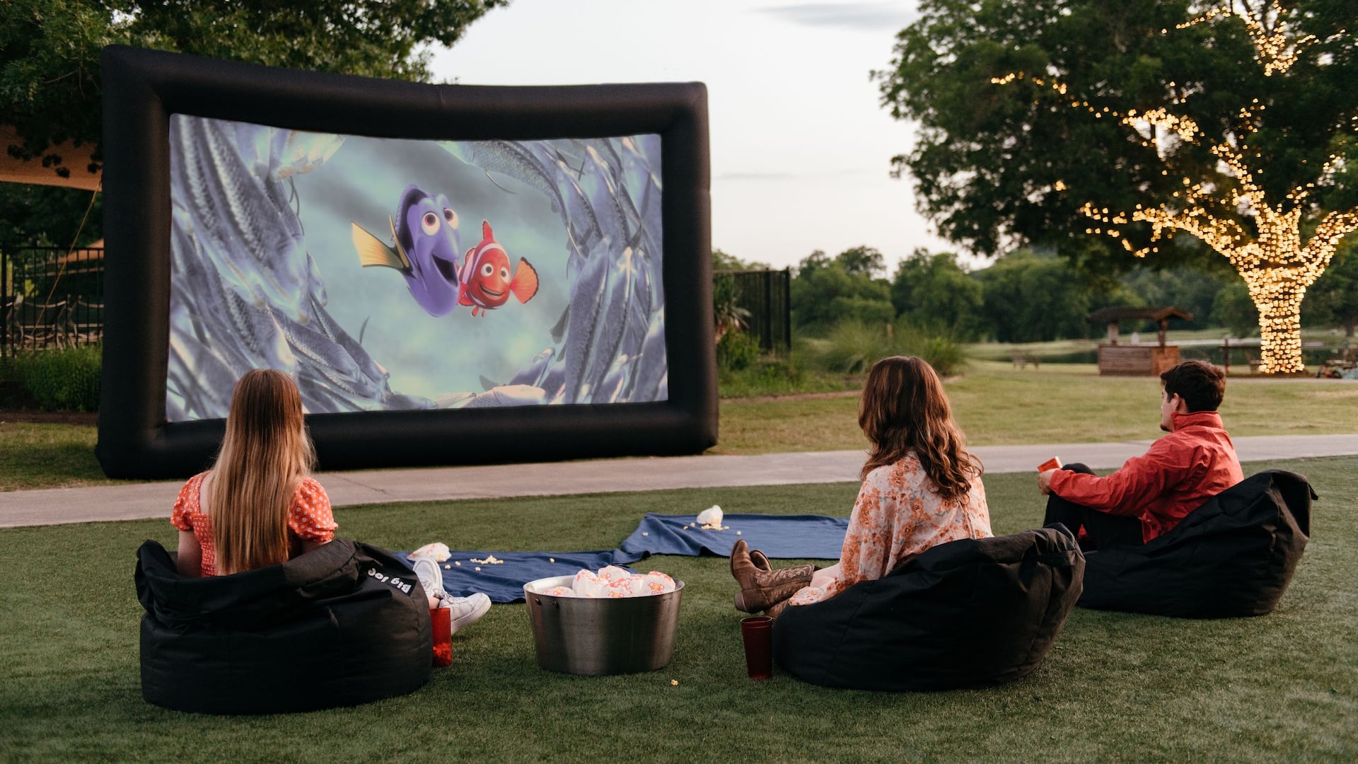Hyatt Regency Lost Pines Resort and Spa Activity Movie On The Lawn