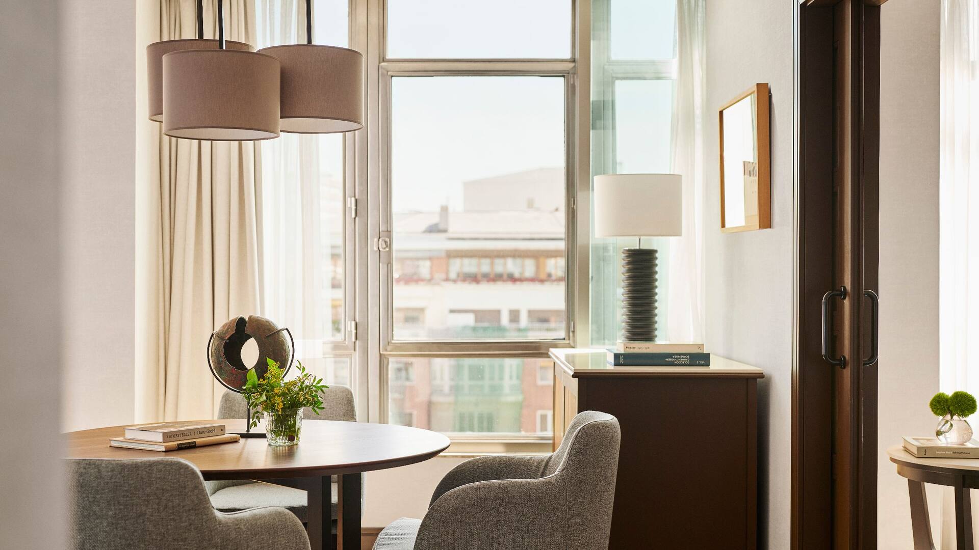 5 de 6 Hyatt Regency Hesperia Madrid Presidential Desk