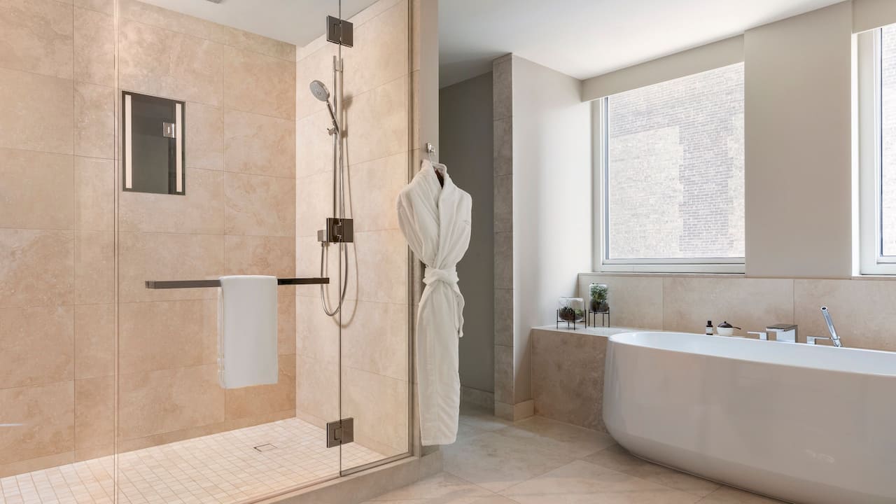 Gold Coast And Wellbeing Suite Bathroom