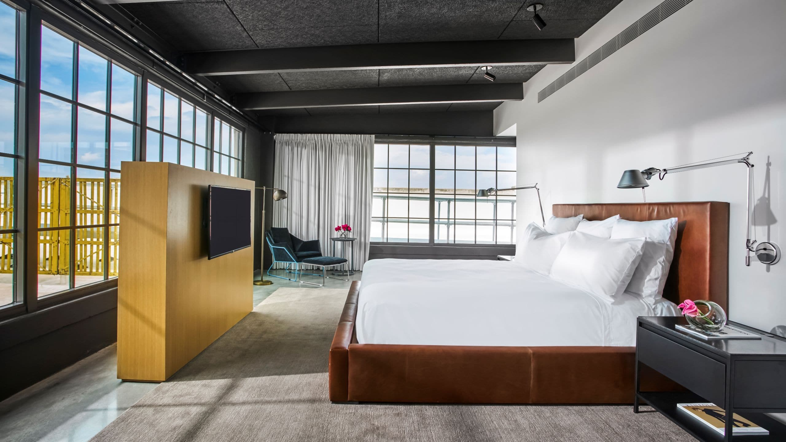 2/2 Fordson Hotel Suite Side View