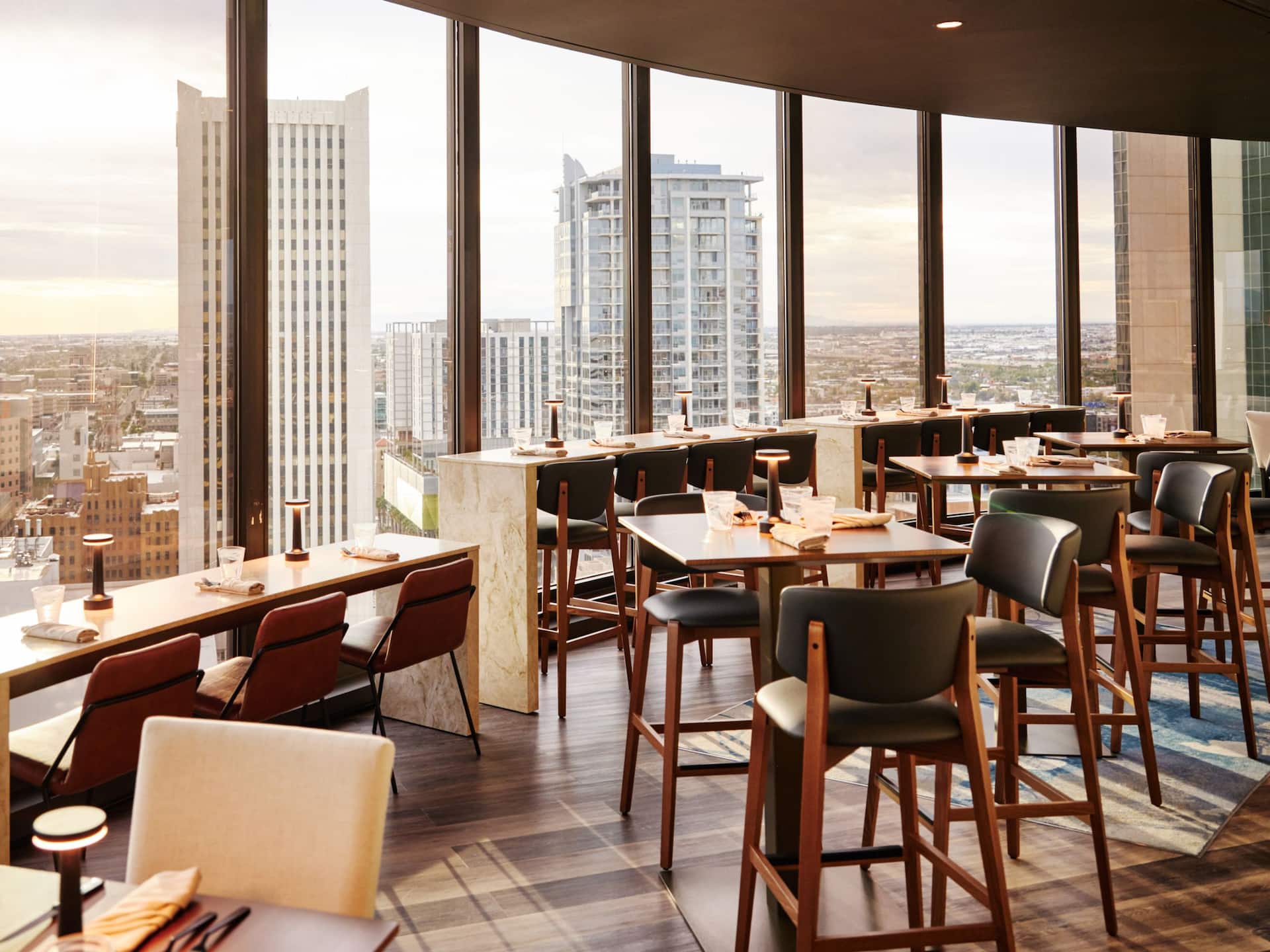 Hyatt Regency Phoenix The Compass Seating