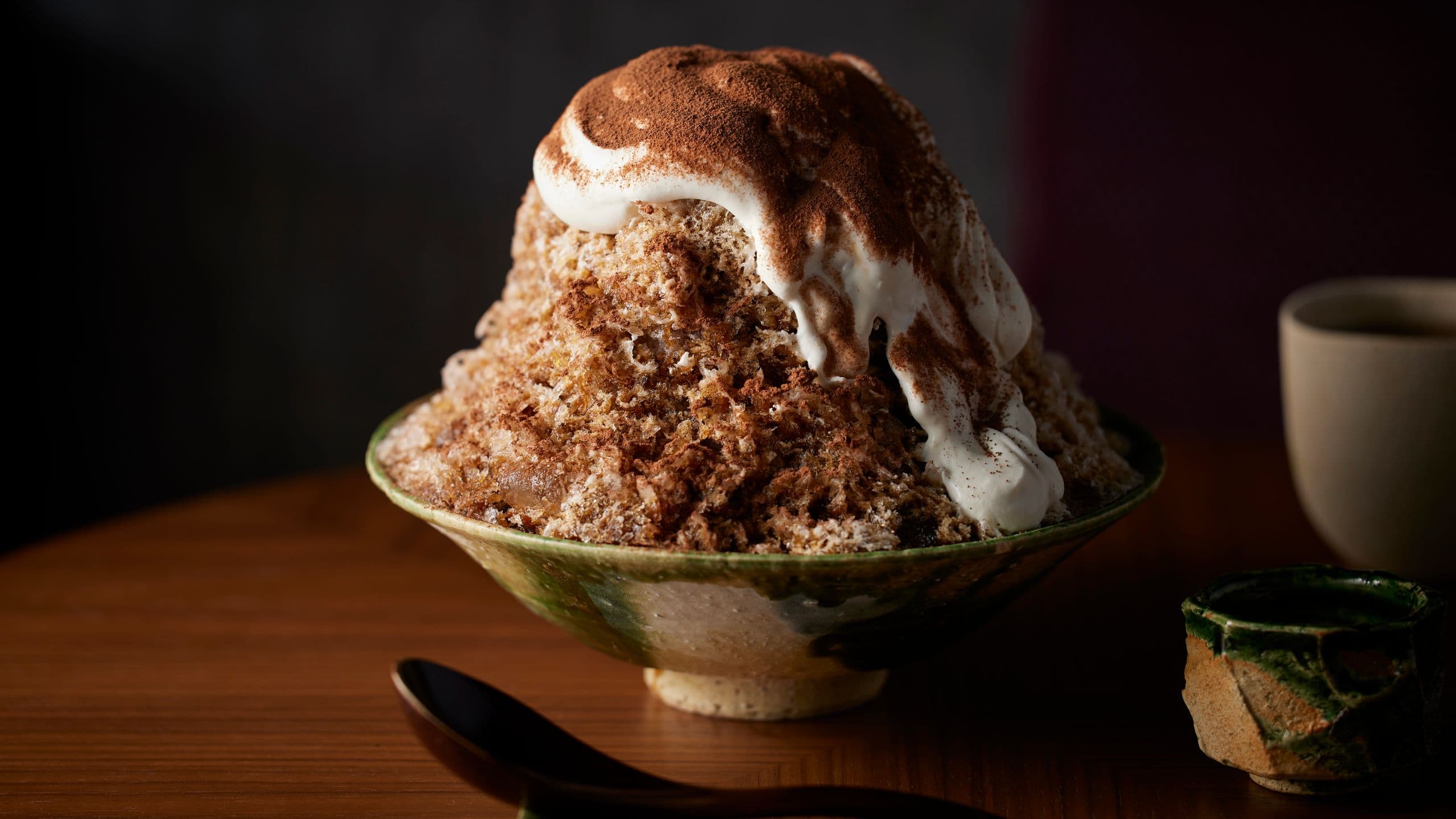Fuji Speedway Hotel Trofeo Lounge Shaved Ice Tiramisu On Table