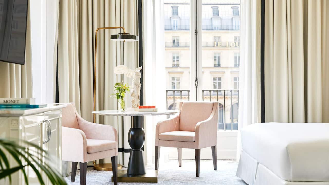 Hotel du Louvre Overview Suite