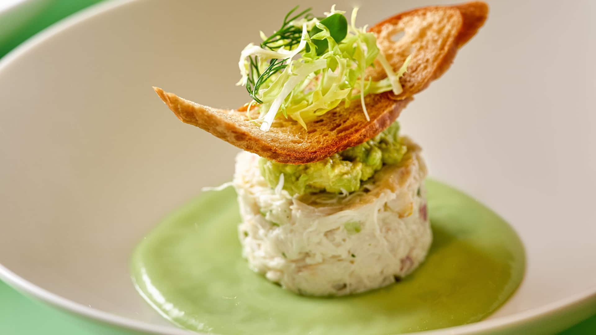 Global Crab Meat Avocado Soup Detail