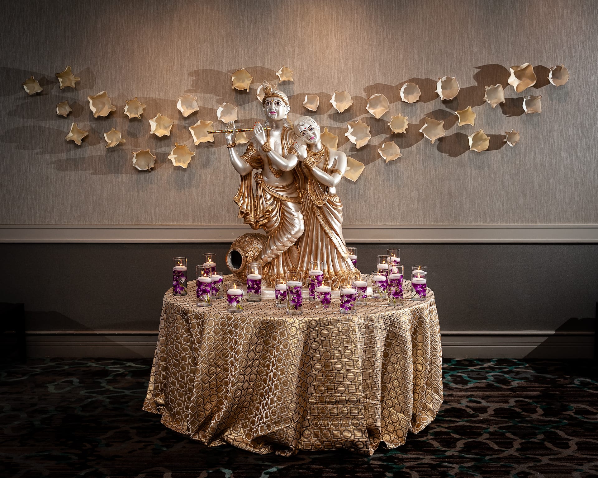 Grand Hyatt Atlanta in Buckhead Wedding Detail Table Candles Statue