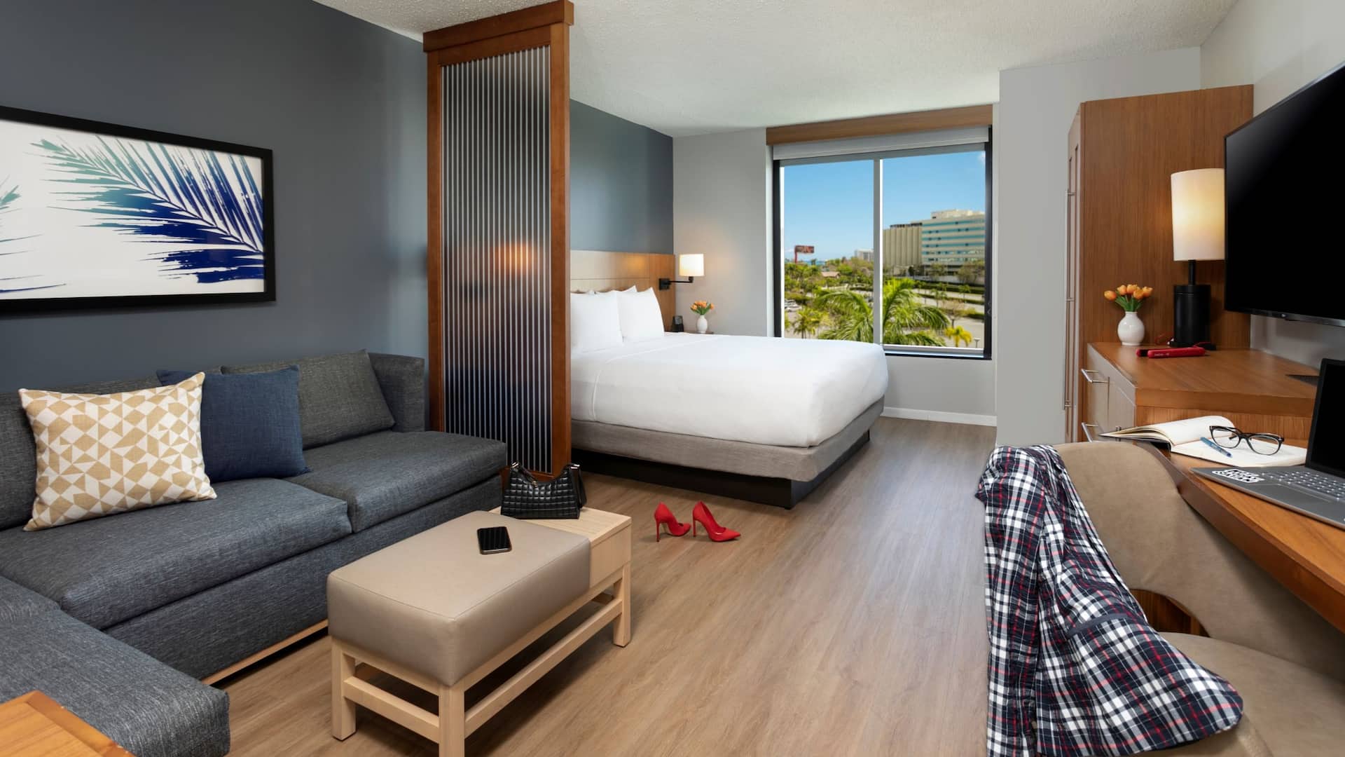 Hyatt Place San Juan King Room Lifestyle Setup