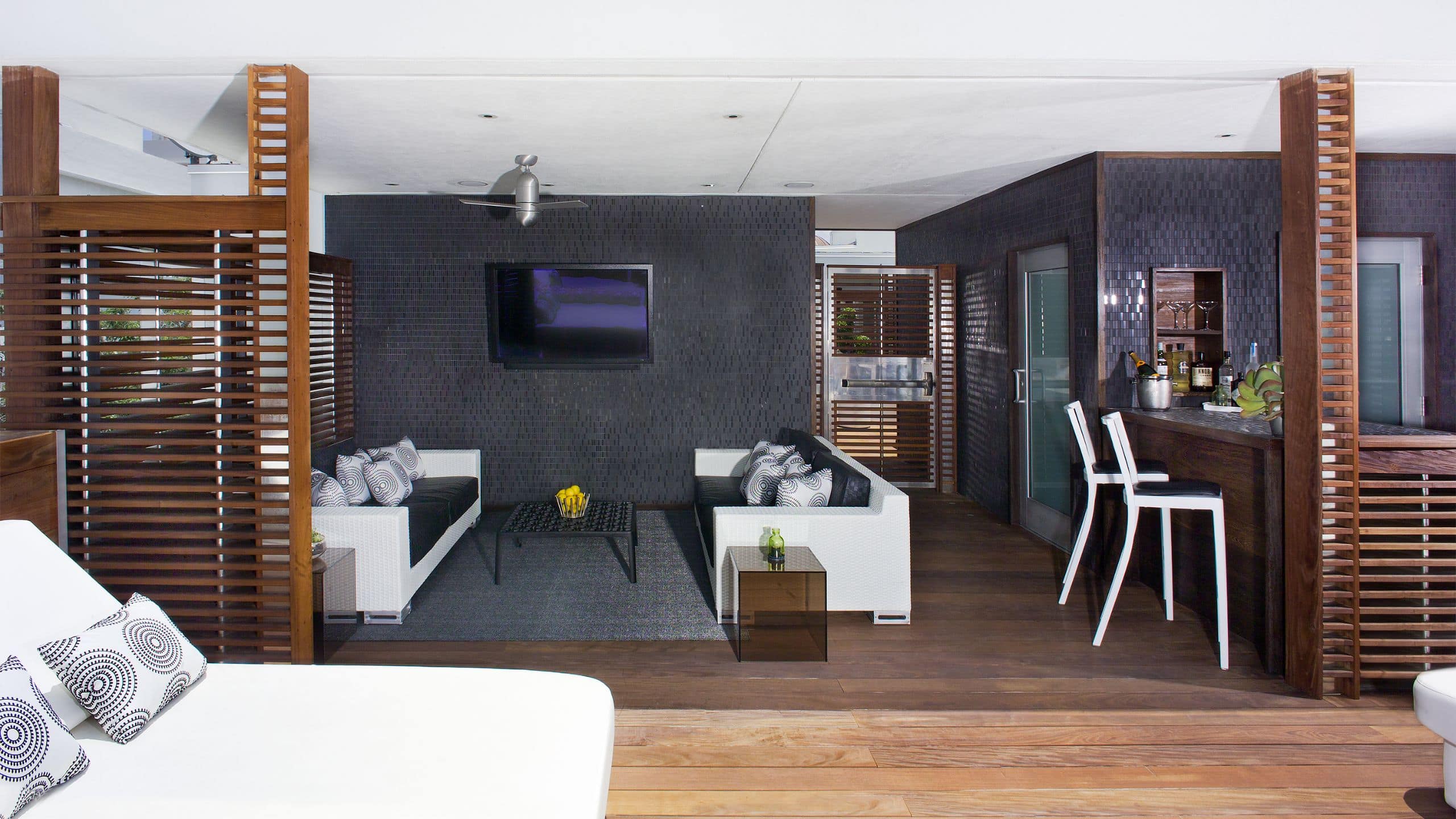 Dream South Beach Guesthouse Suite Rooftop Terrace Layout