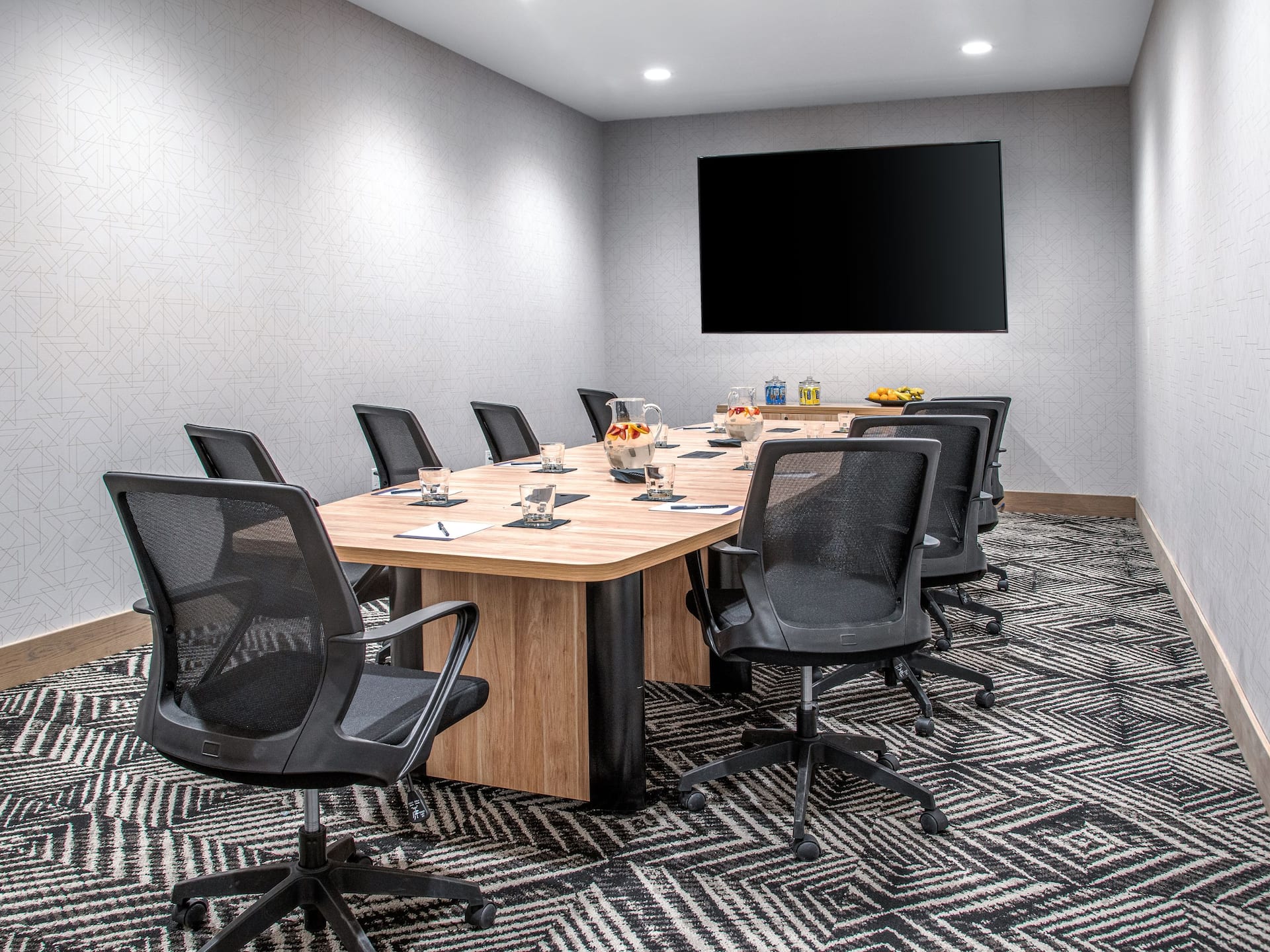 Hyatt Place Newark / Silicon Valley Five Canyons Boardroom