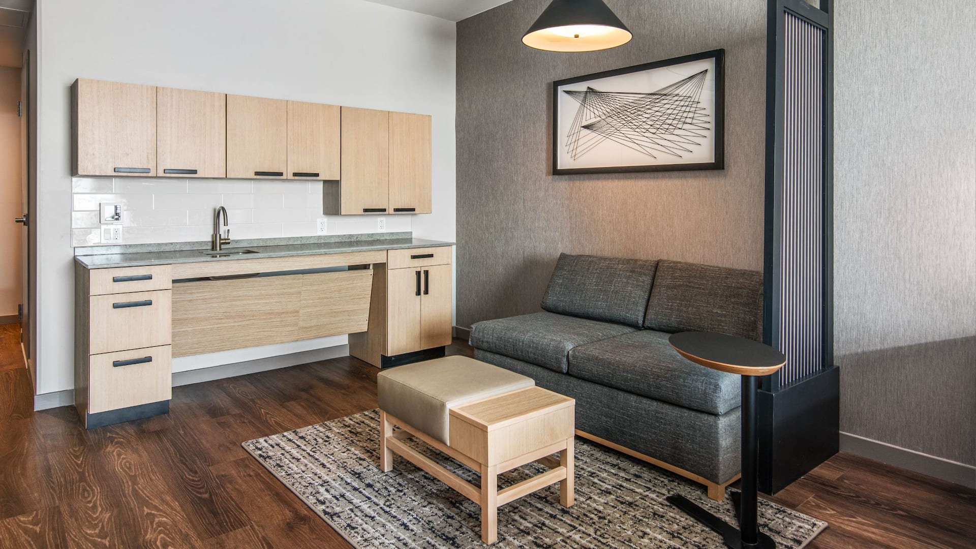 Hyatt Place Newark / Silicon Valley Accessible Specialty King Room Wet Bar