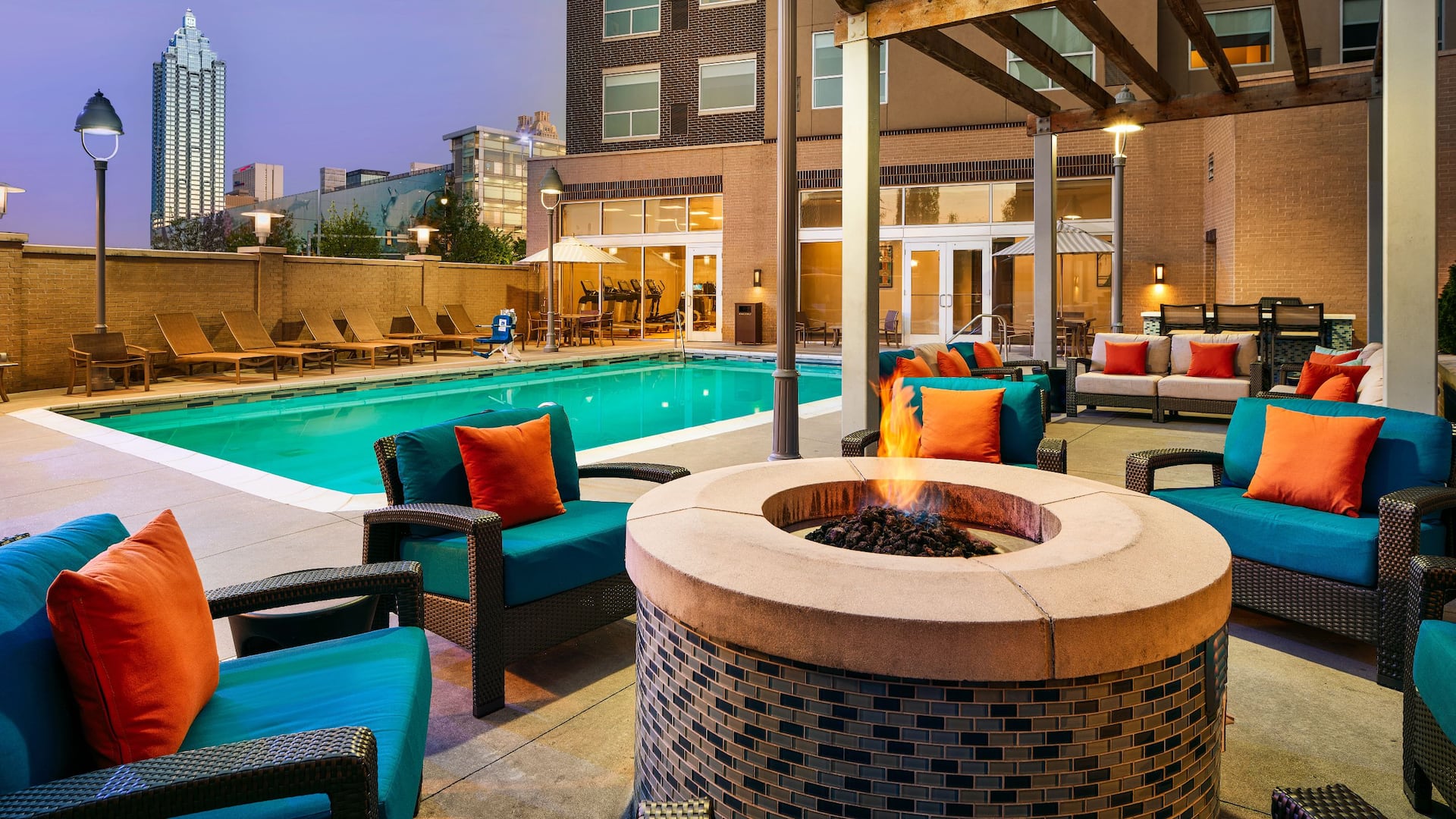 Hyatt House Atlanta/Downtown Pool Dusk