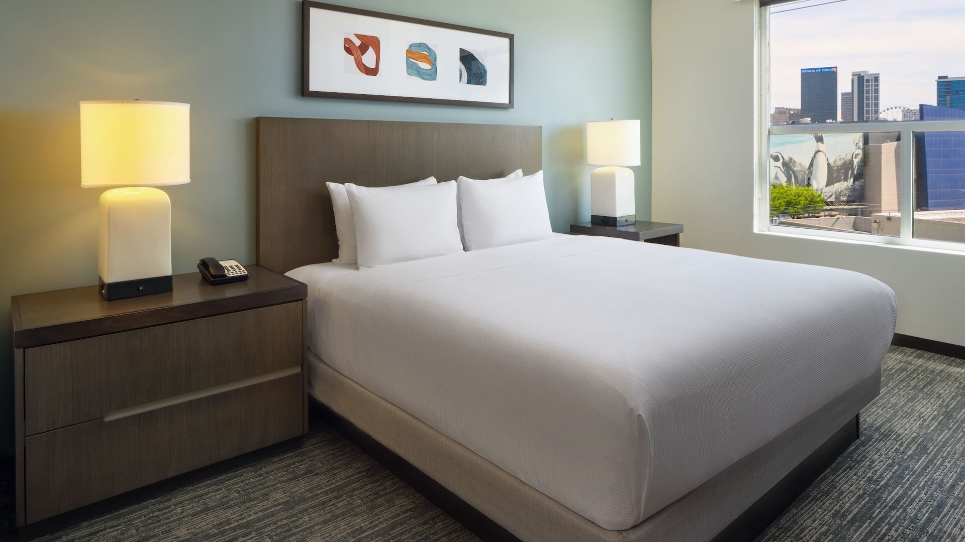 Hyatt House Atlanta/Downtown King Studio Suite Bed