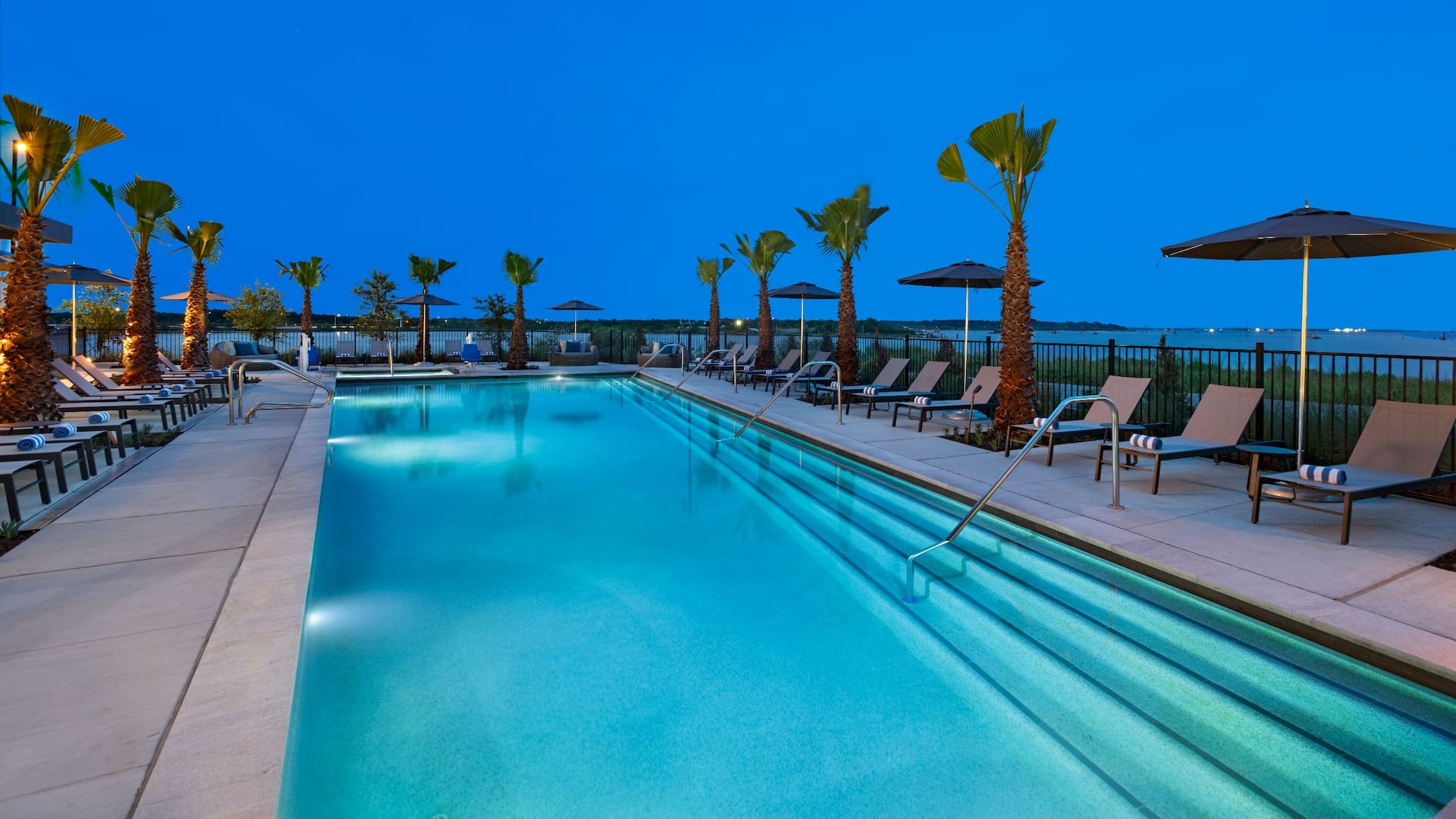 Hyatt Regency Baytown – Houston Pool Twilight