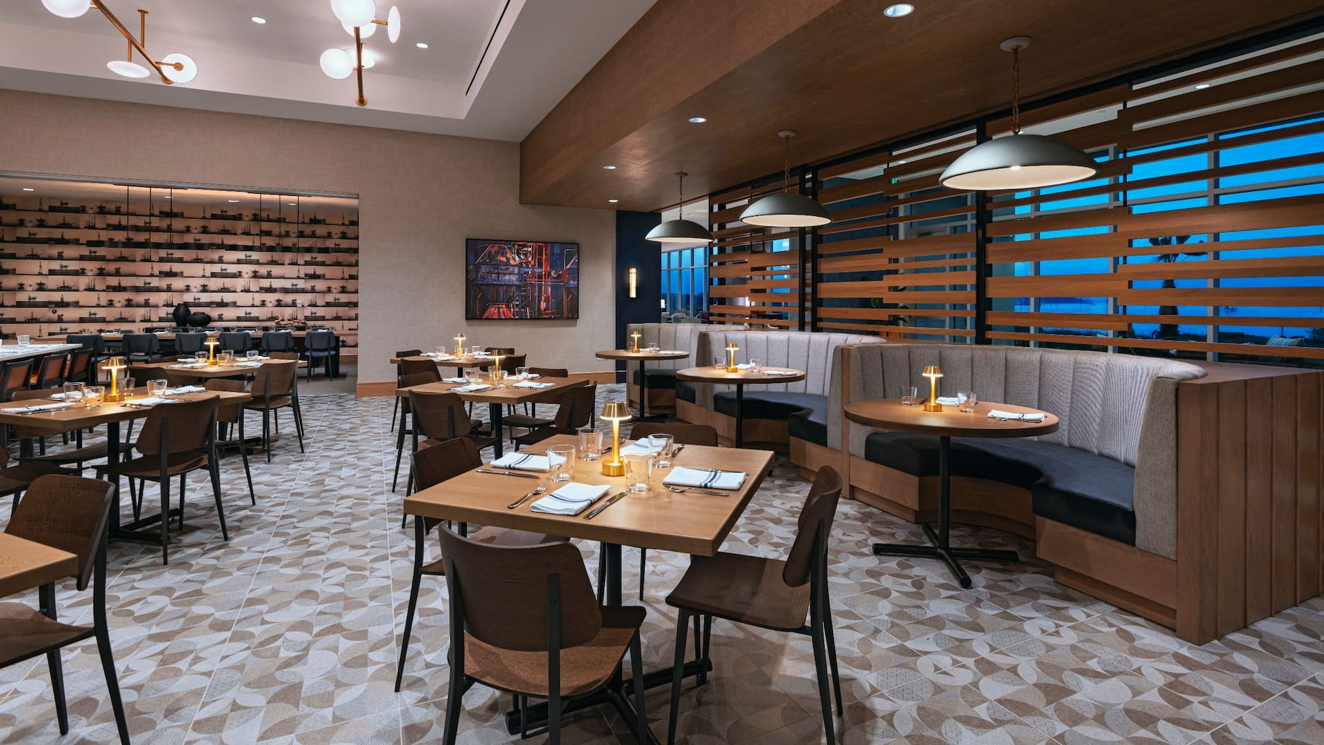 1 of 1 Hyatt Regency Baytown – Houston Restaurant Evening