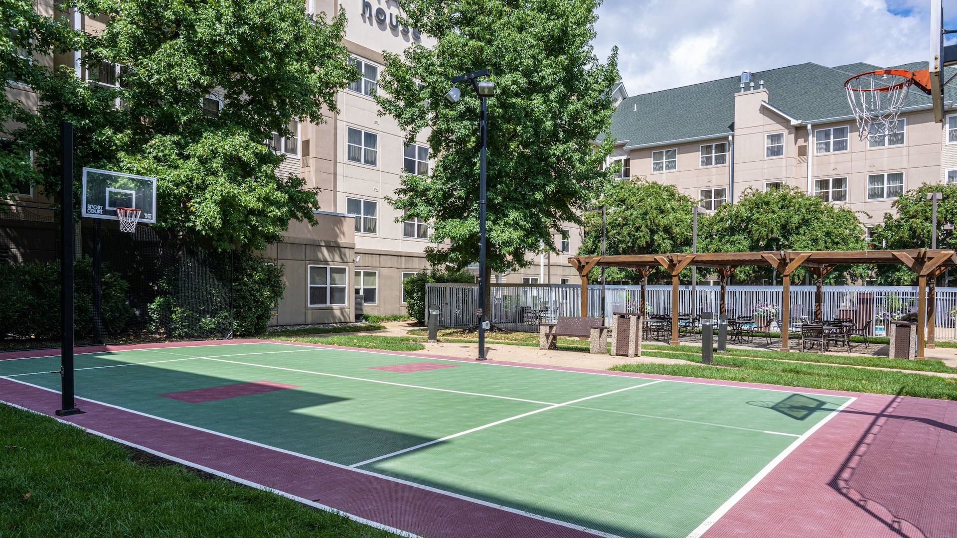 Hyatt House Herndon/Reston Game Court