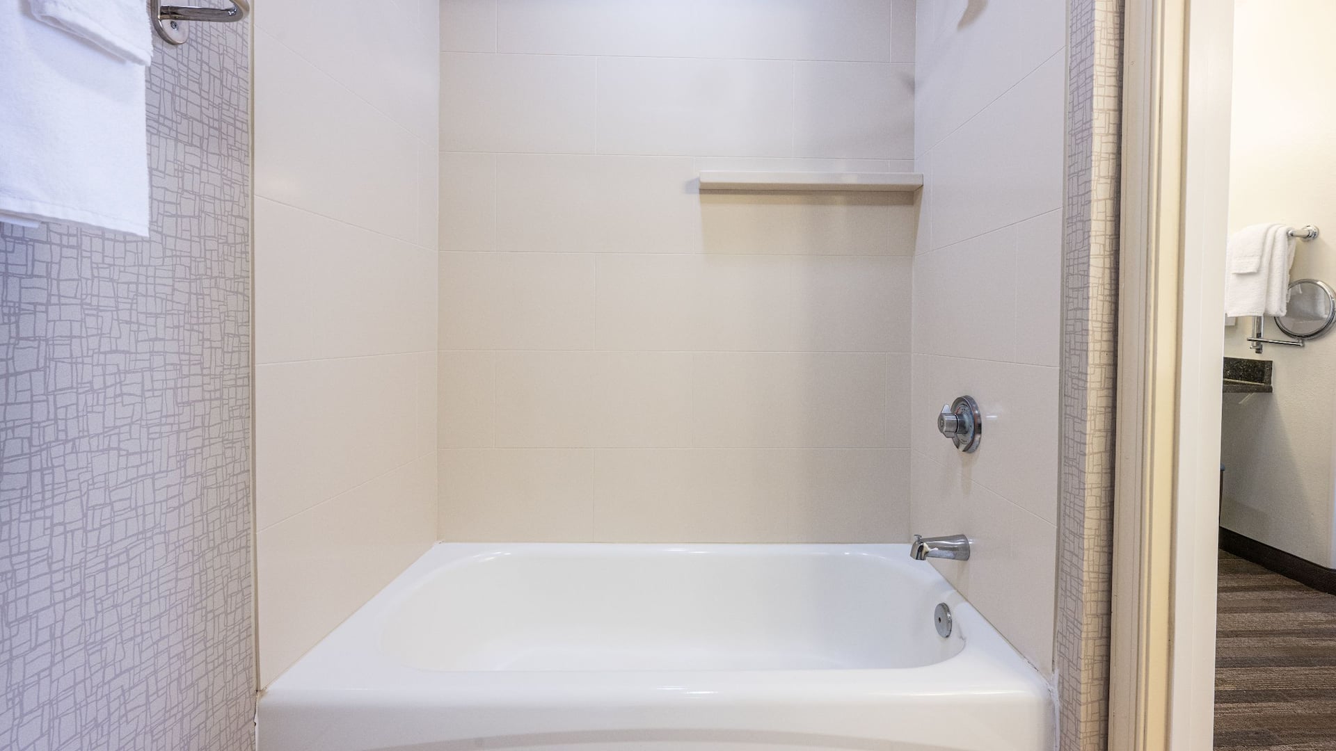 第 8，共 9 Hyatt House Herndon/Reston Tub