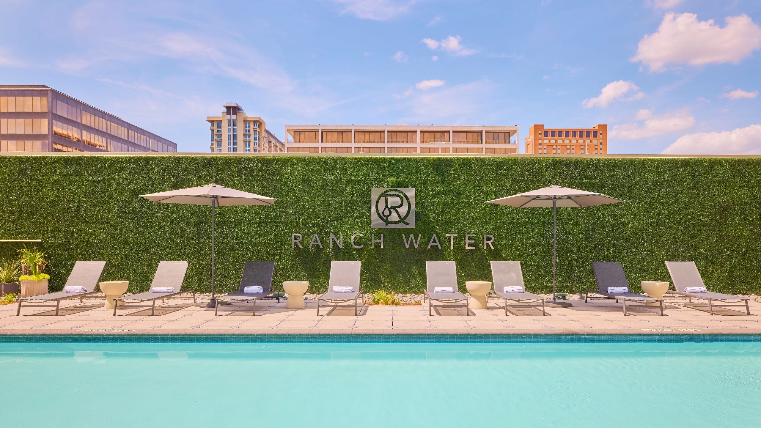 Hyatt Regency Houston/Galleria Upgraded Pool Deck