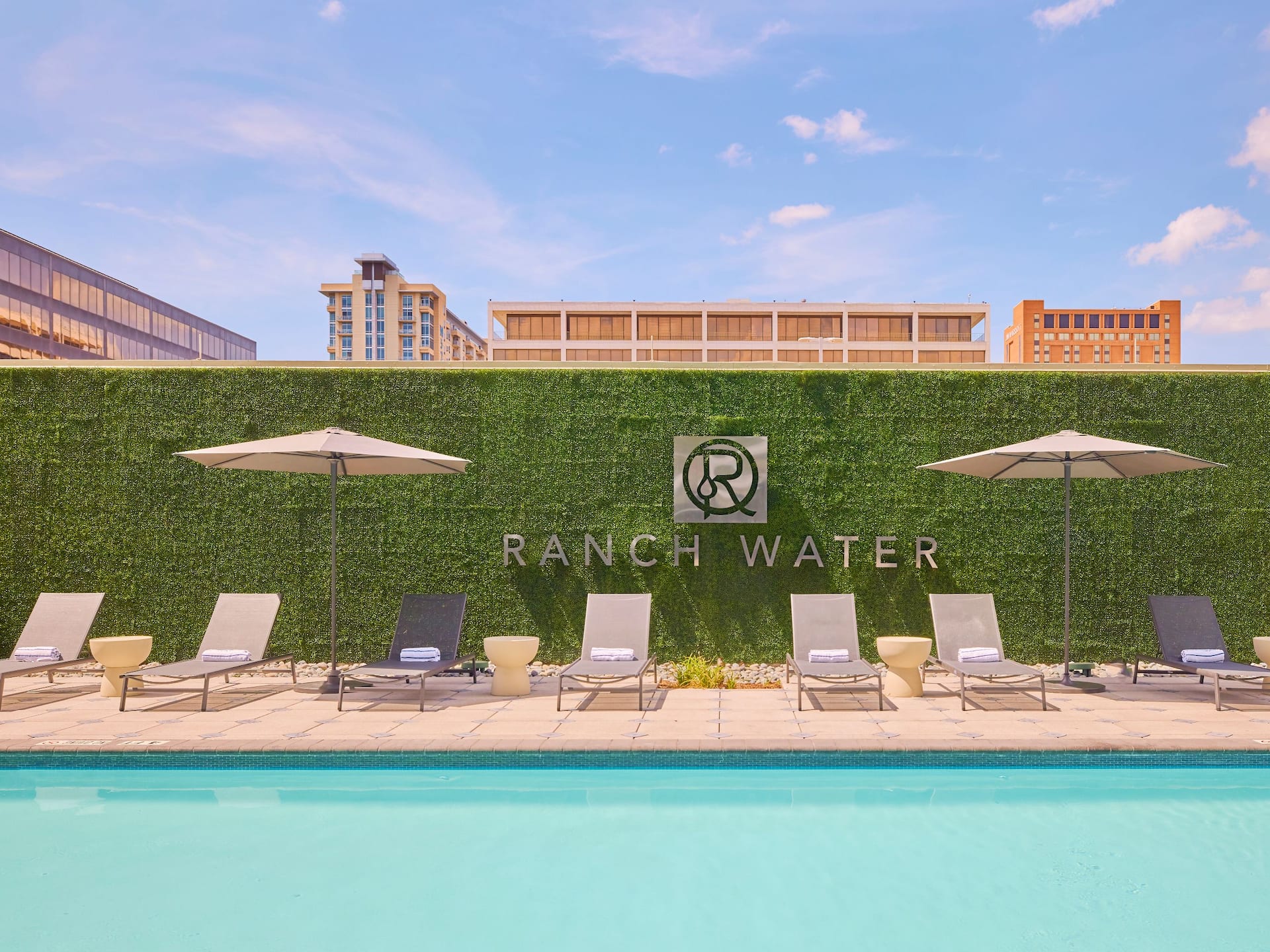 Hyatt Regency Houston/Galleria Upgraded Pool Deck