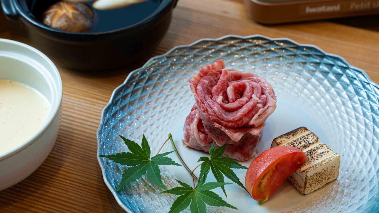 Hyatt Regency Hakone Resort and Spa| Dining Room Sushi Yamayuri Beef Tomato Sukiyaki