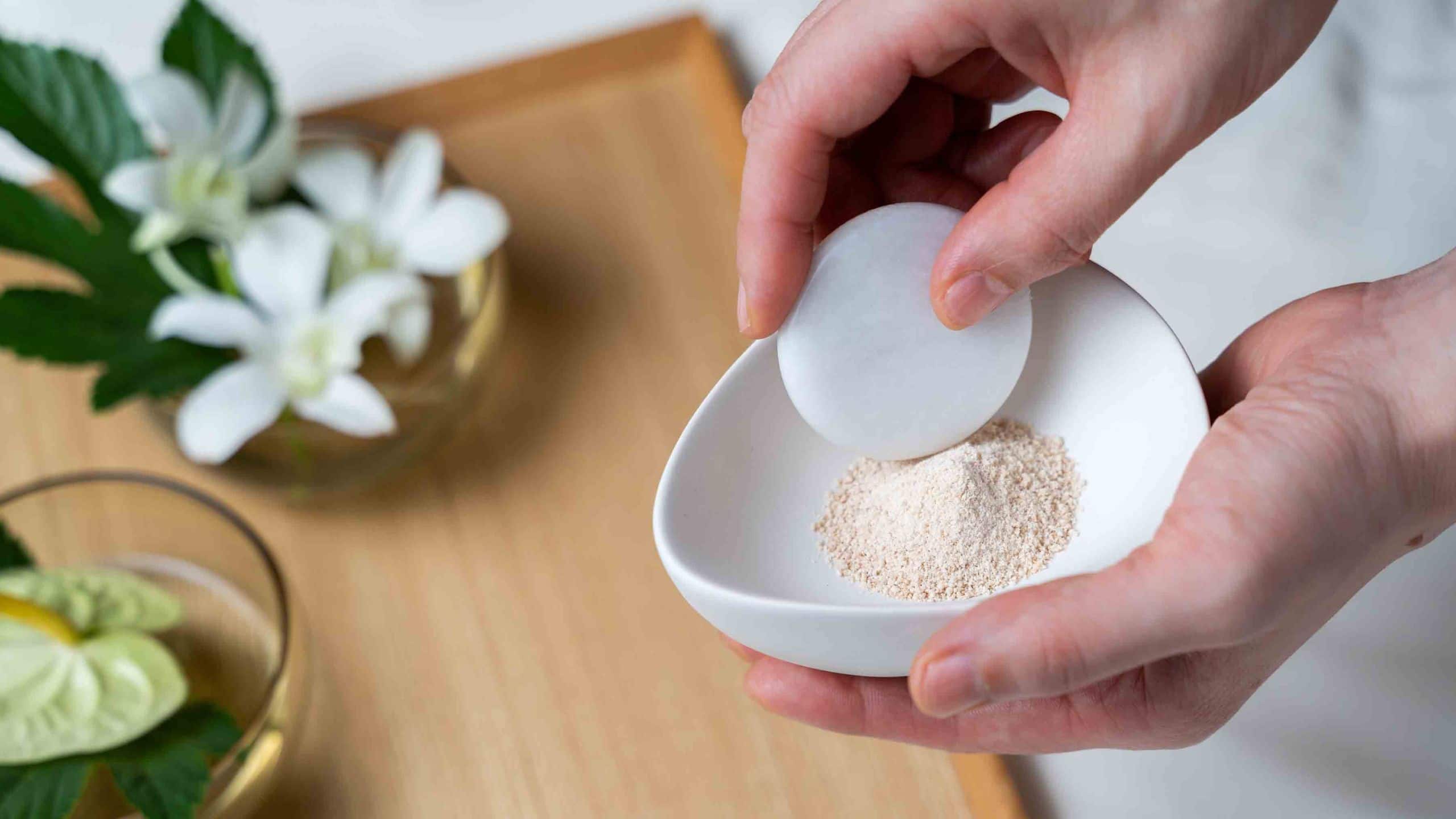 Hyatt Regency Hakone Resort & Spa| Spa Izumi Sugar Scrub Oil Treatment