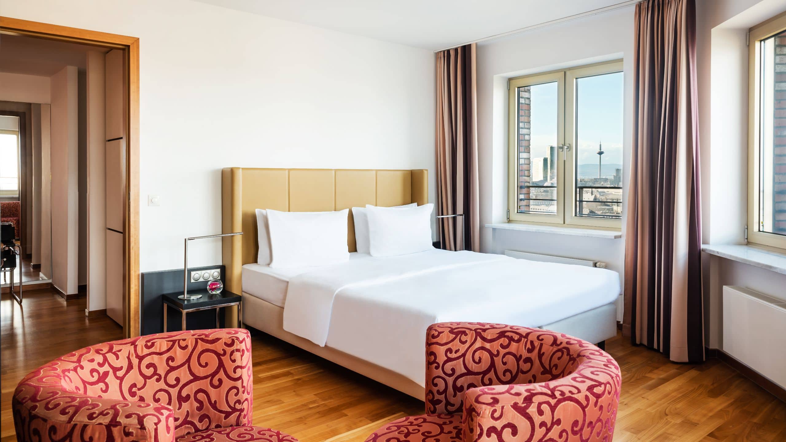 Lindner Hotel Frankfurt Main Plaza One Bedroom Suite Skyline View