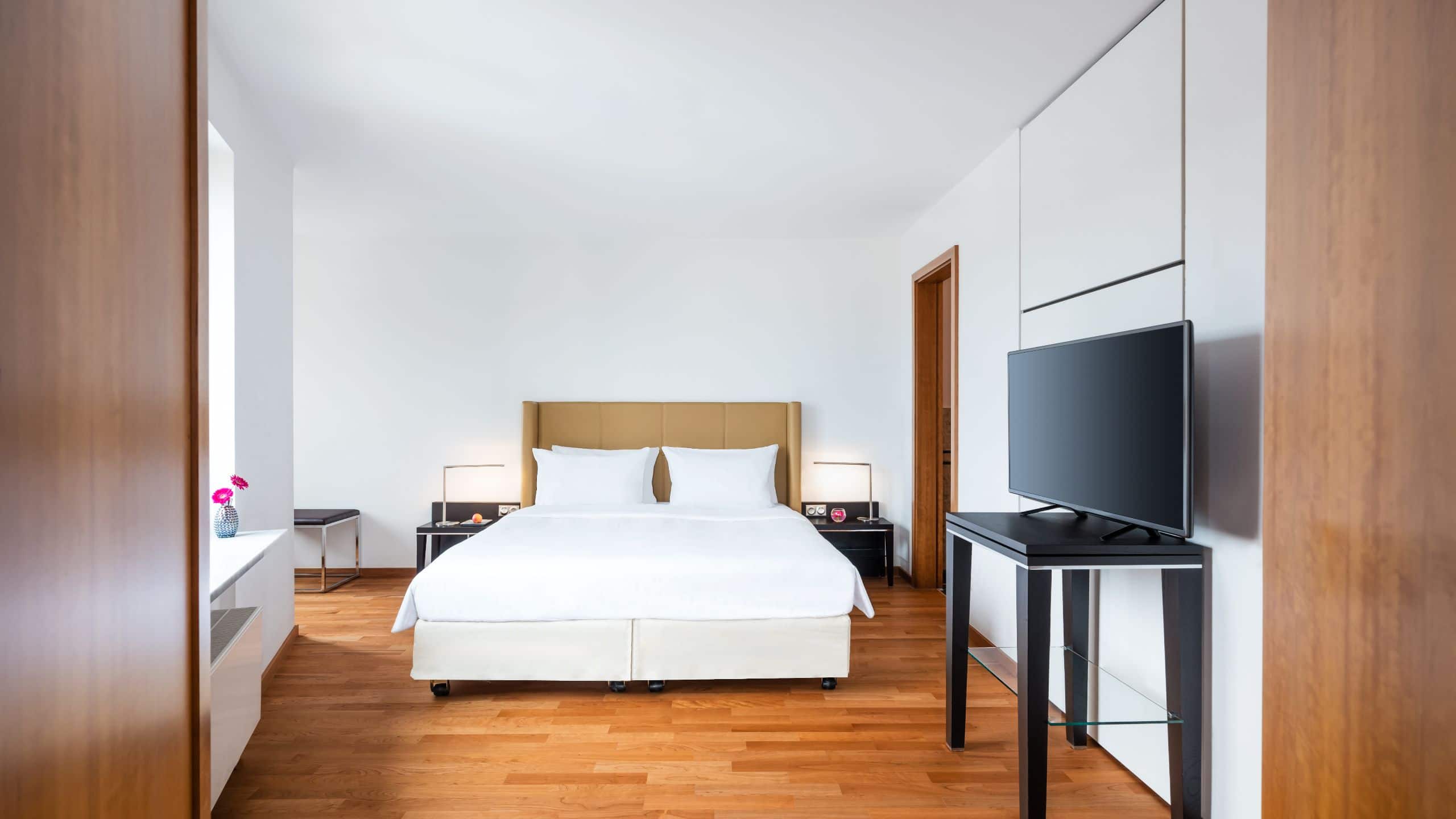 3 de 5 Lindner Hotel Frankfurt Main Plaza One King Deluxe