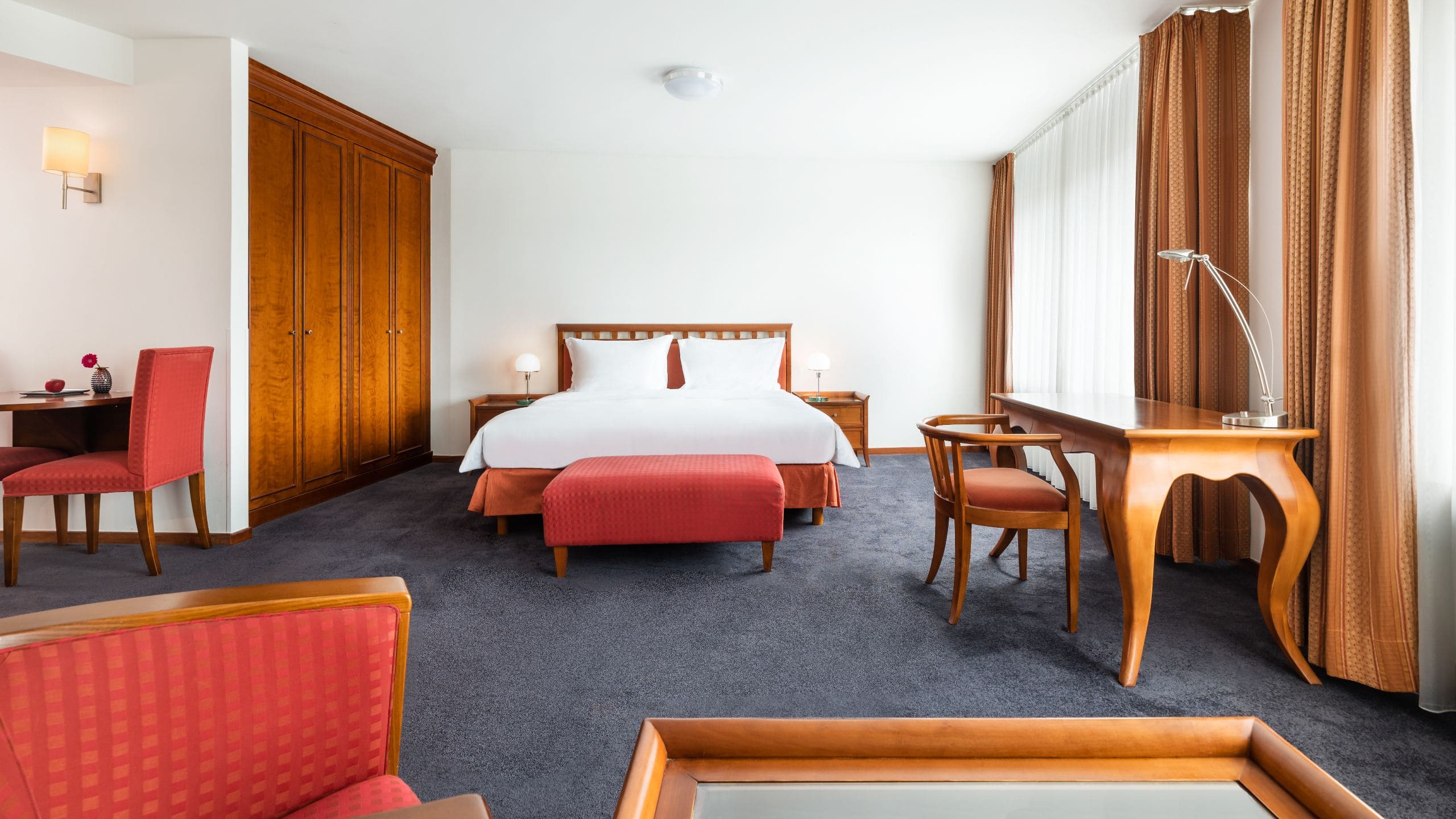 Lindner Hotel Frankfurt Main Plaza One King Kitchenette