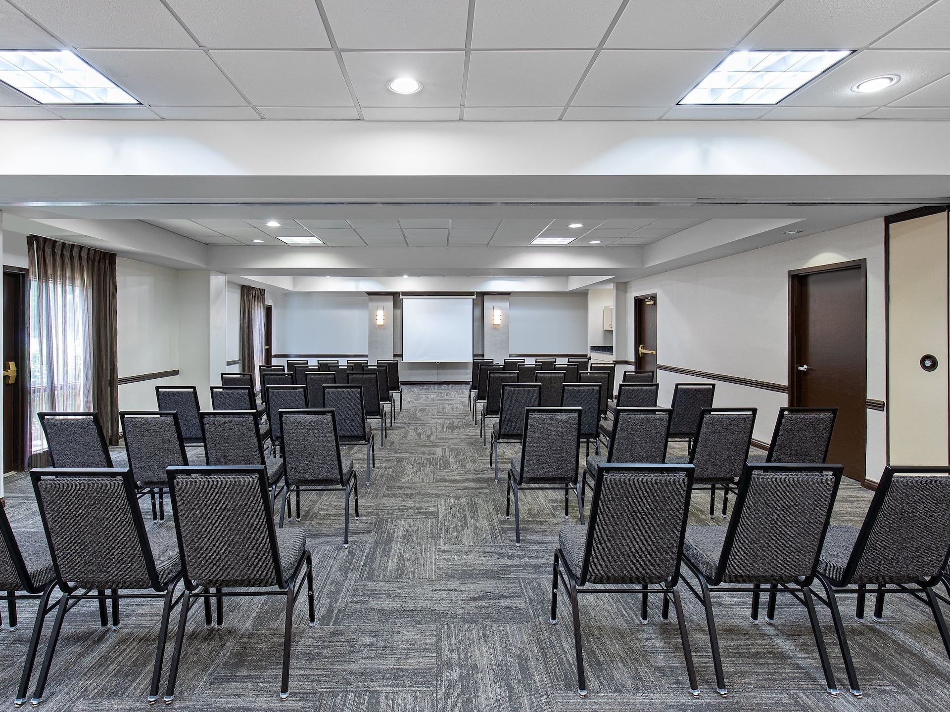 Hyatt Place Louisville-East Meeting Room Theatre