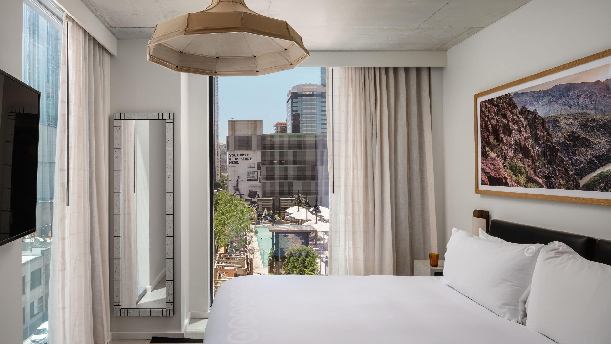 Thompson Austin One King Bed Pool View