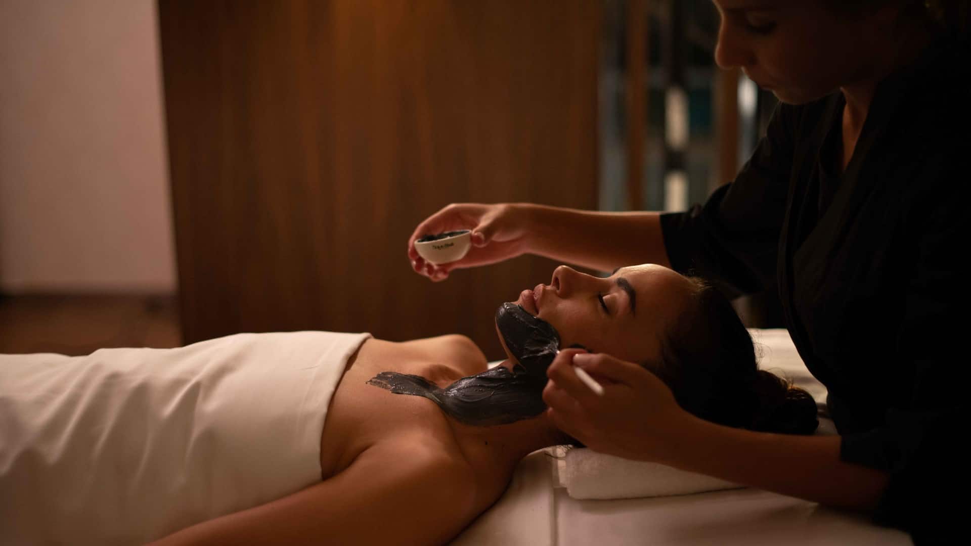 3 de 6 Grand Hyatt Barcelona Spa Charcoal