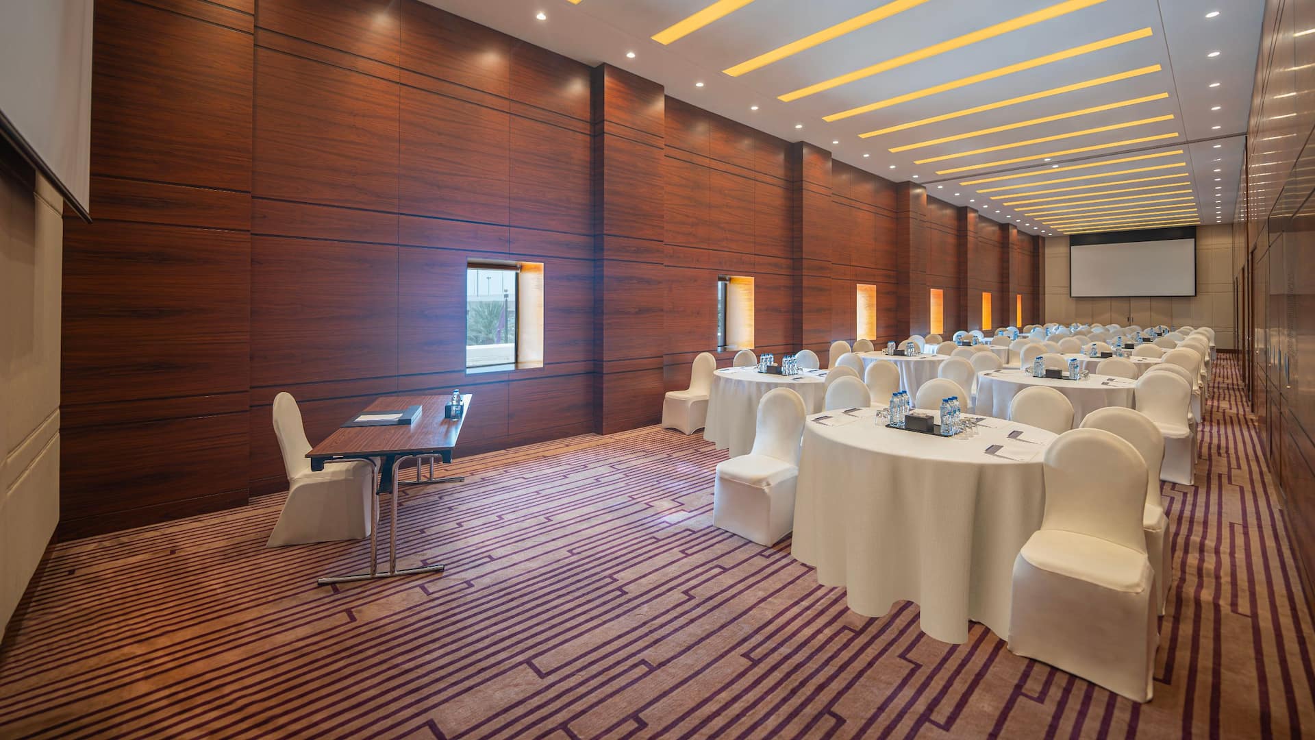 Hyatt Regency Dubai Diamond Room Front Side View