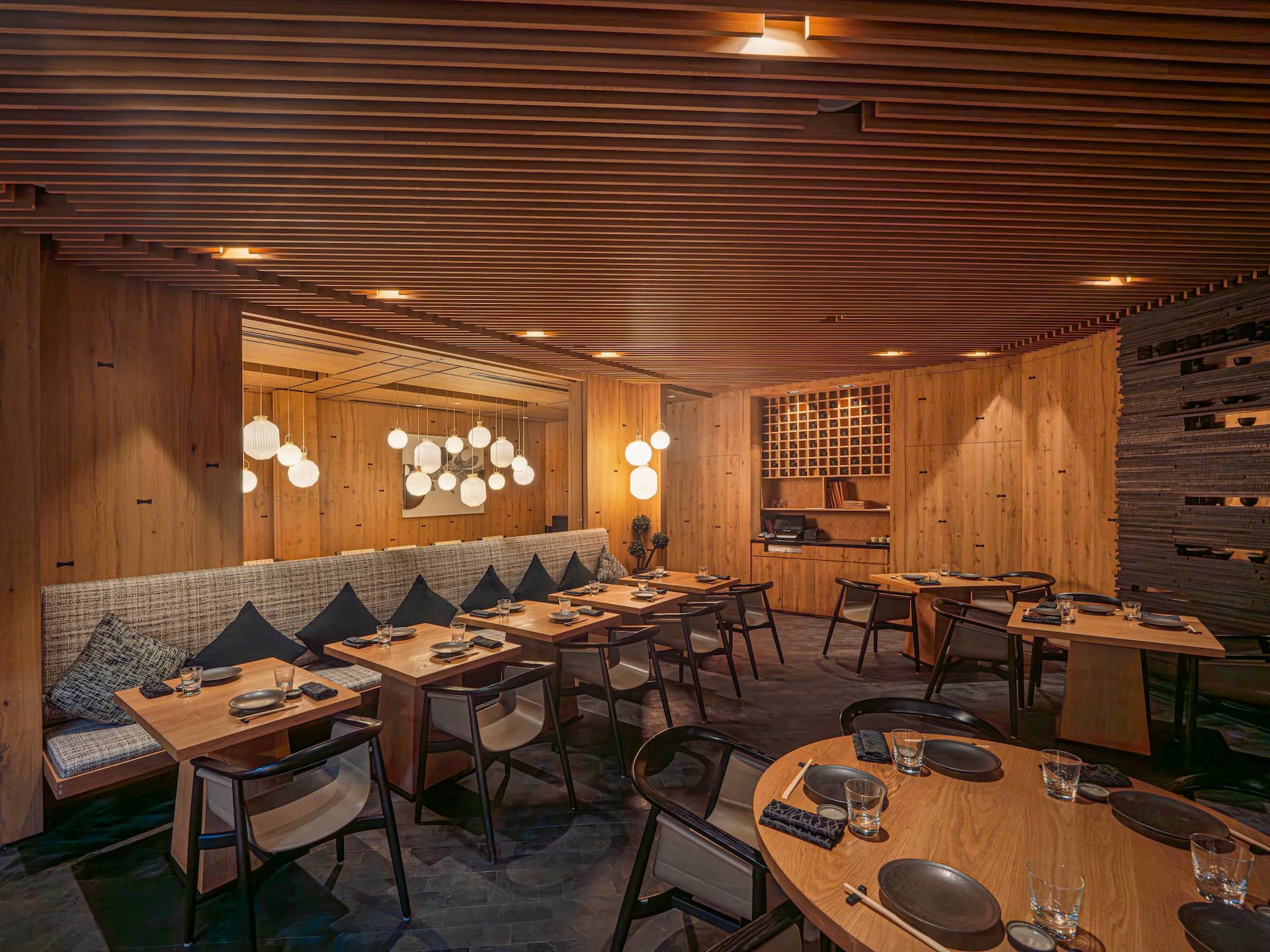 Hyatt Regency Dubai Miyako Seating Area