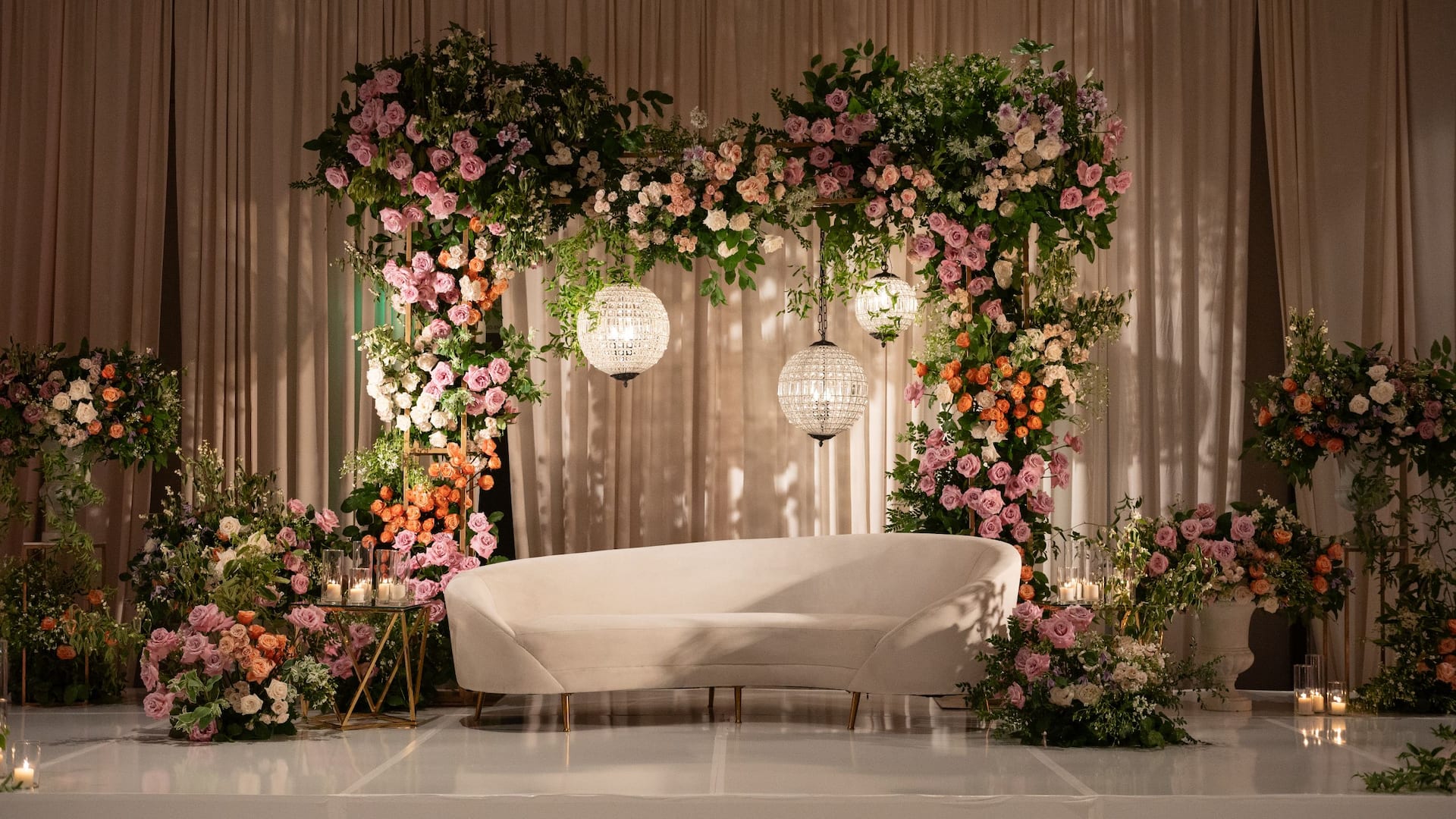 Hyatt Regency Long Beach Wedding Couch And Lighting