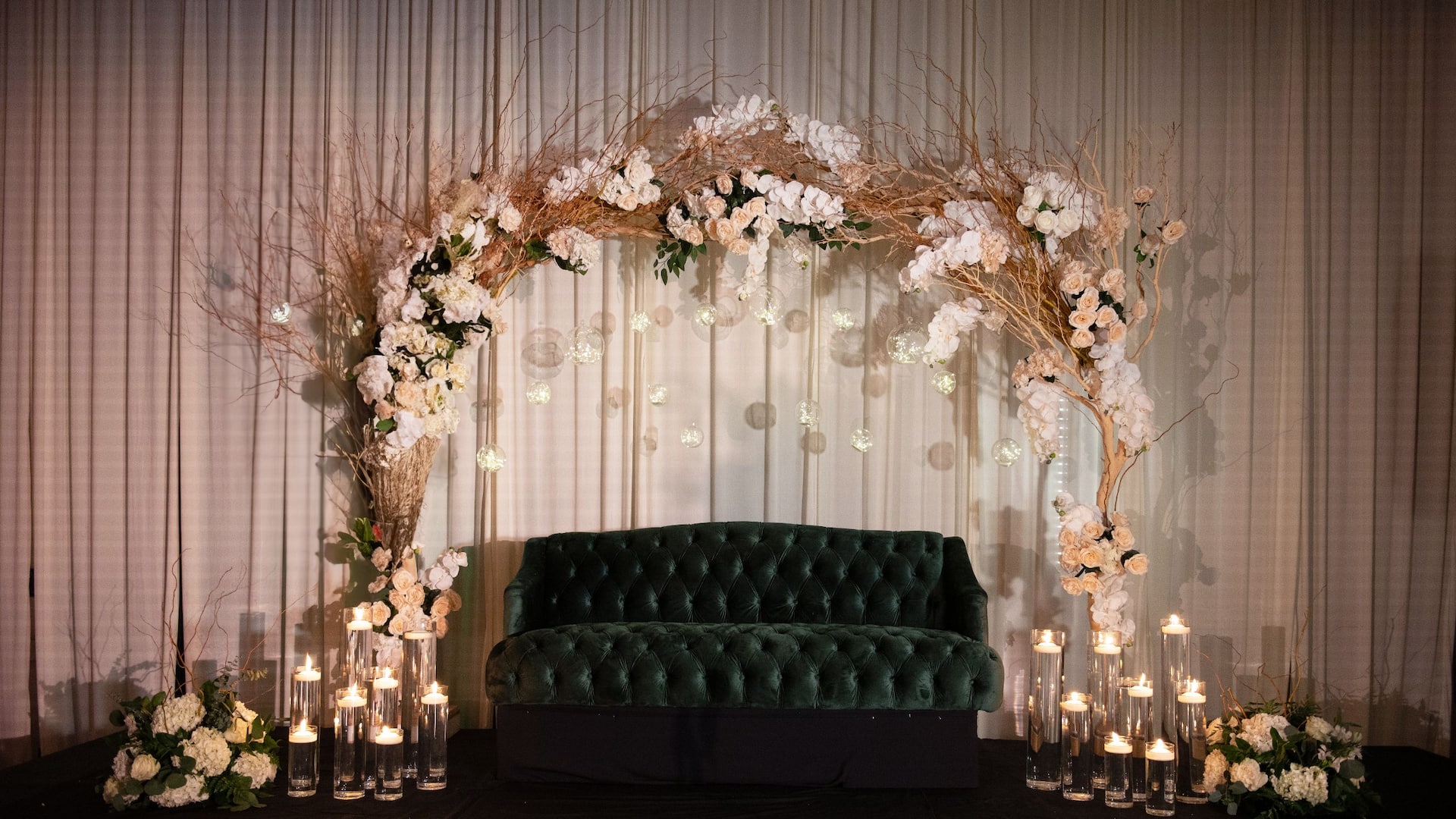 Hyatt Regency Long Beach Wedding Photo Seating