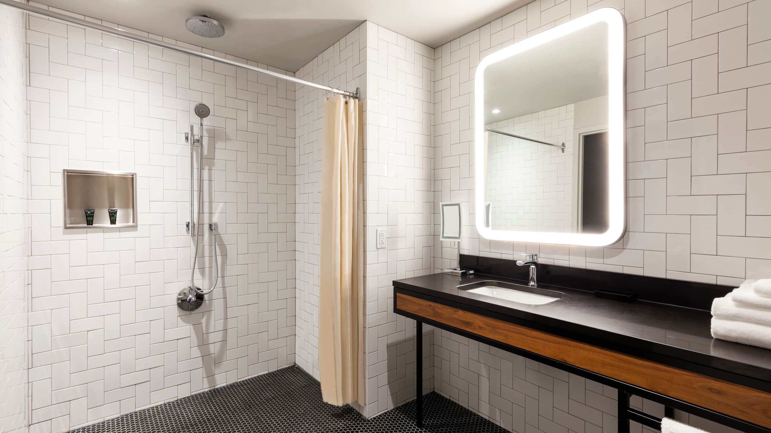 Hyatt Centric Montreal Accessible Bathroom